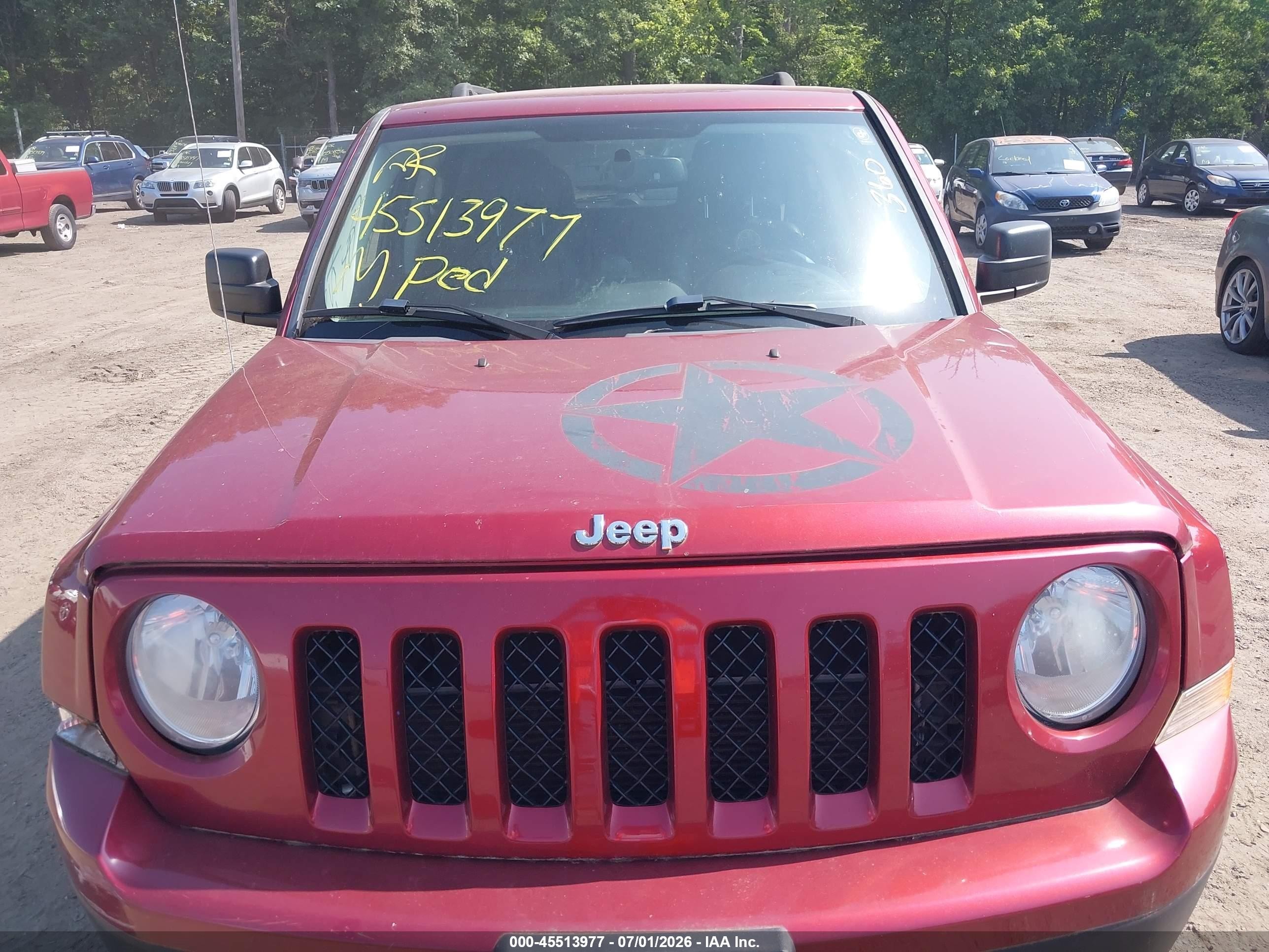 2014 Jeep Patriot Latitude Burgundy vin: 1C4NJRFB0ED588739