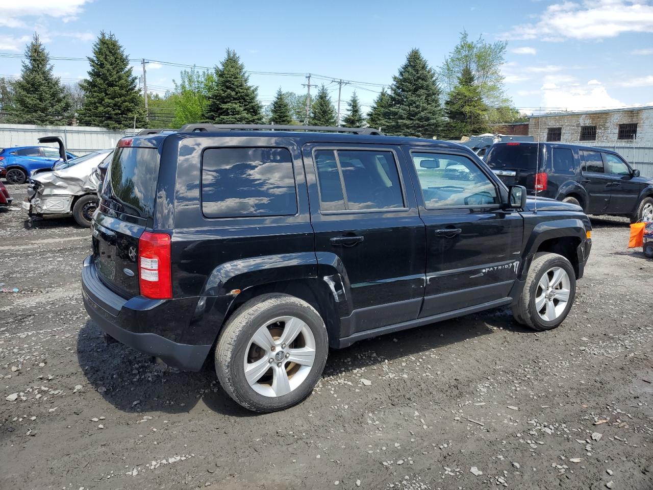 2014 Jeep Patriot Latitude Black vin: 1C4NJRFB0ED791985