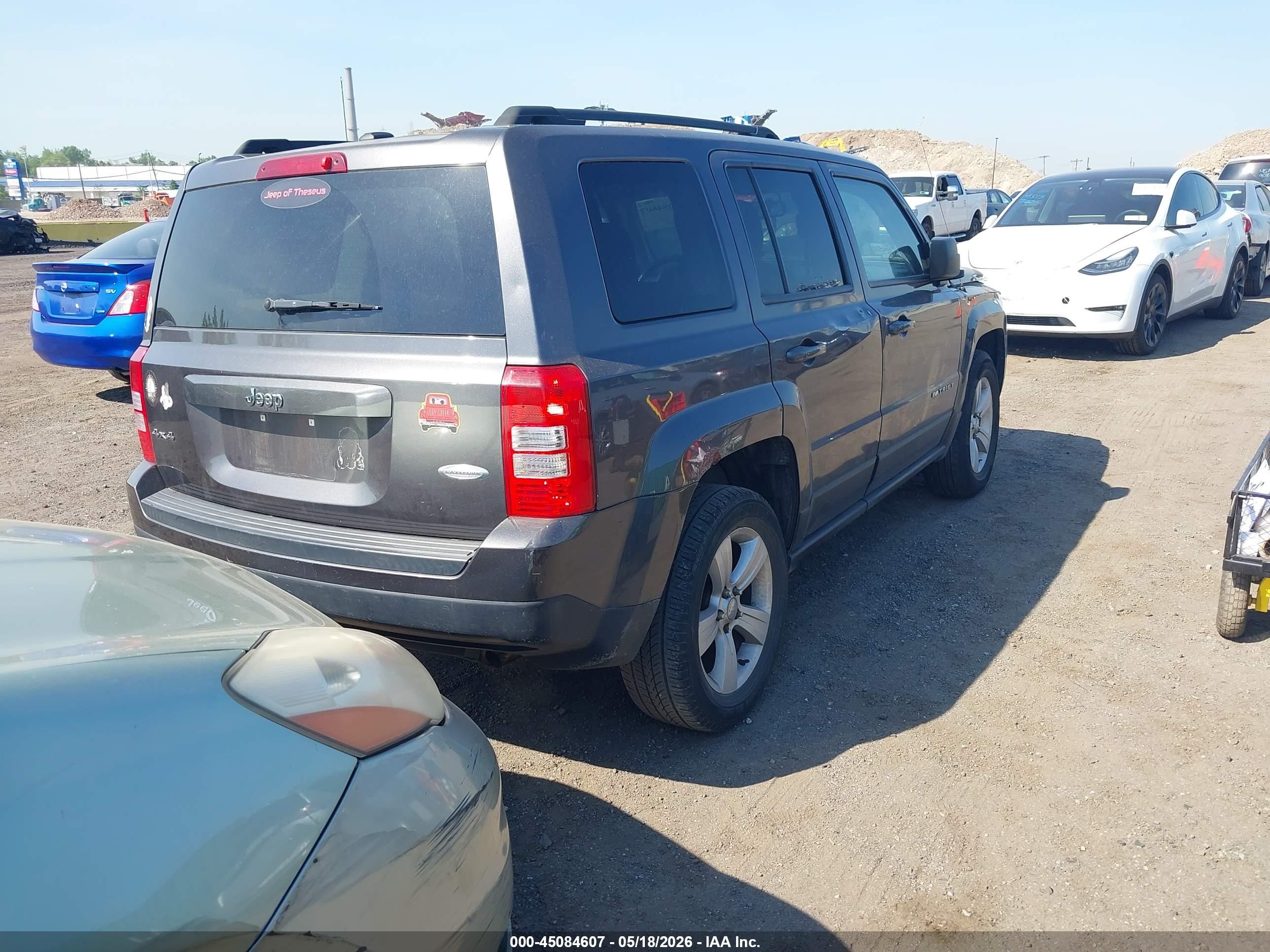 2014 Jeep Patriot Latitude Gray vin: 1C4NJRFB0ED816920