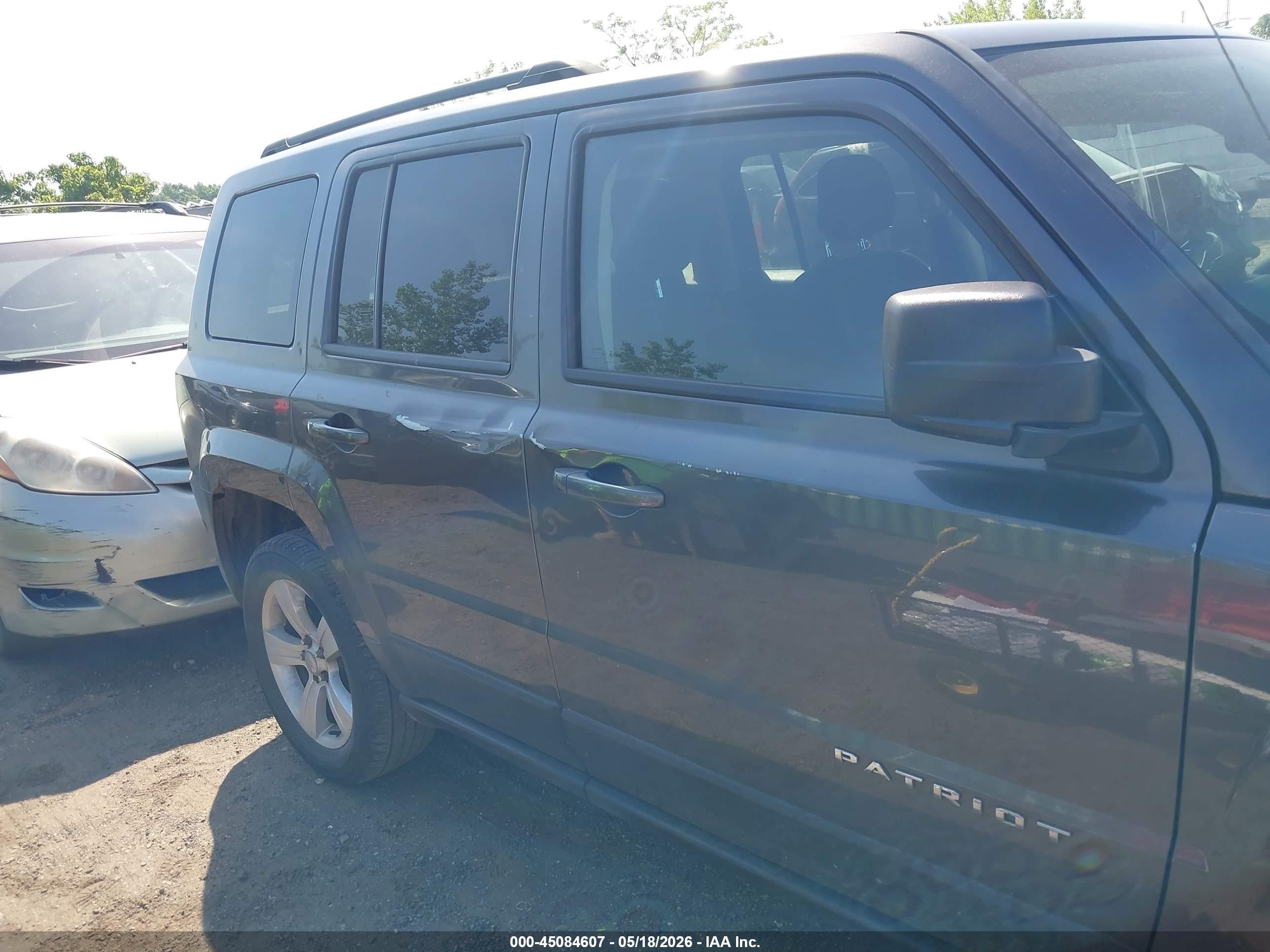 2014 Jeep Patriot Latitude Gray vin: 1C4NJRFB0ED816920