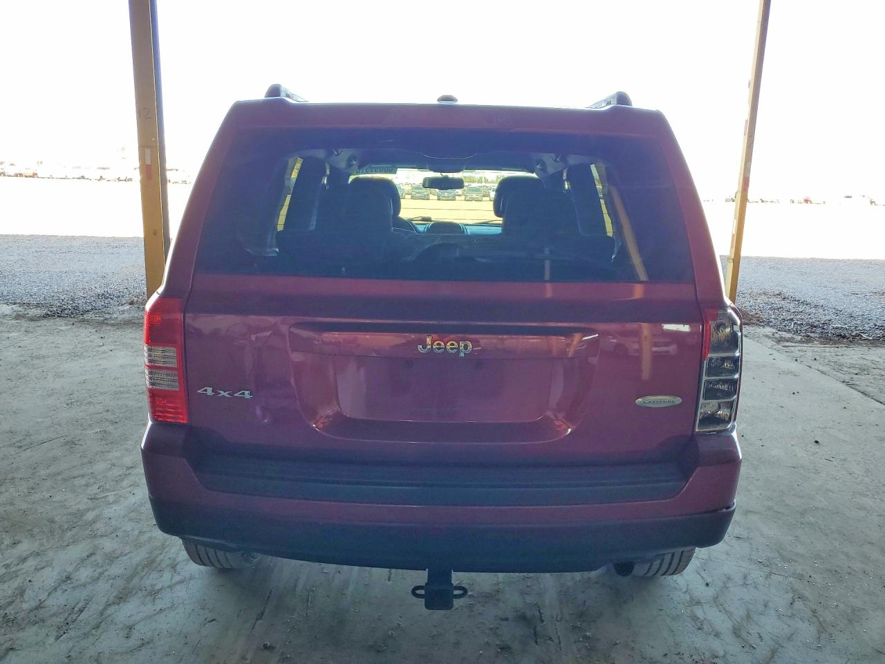 2015 Jeep Patriot Latitude Maroon vin: 1C4NJRFB0FD184289