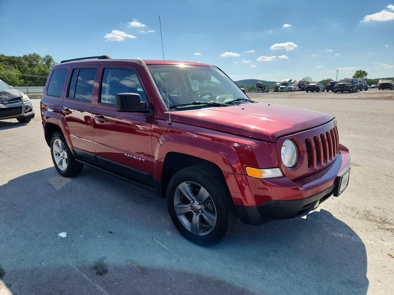 2015 Jeep Patriot Latitude Red vin: 1C4NJRFB0FD217887