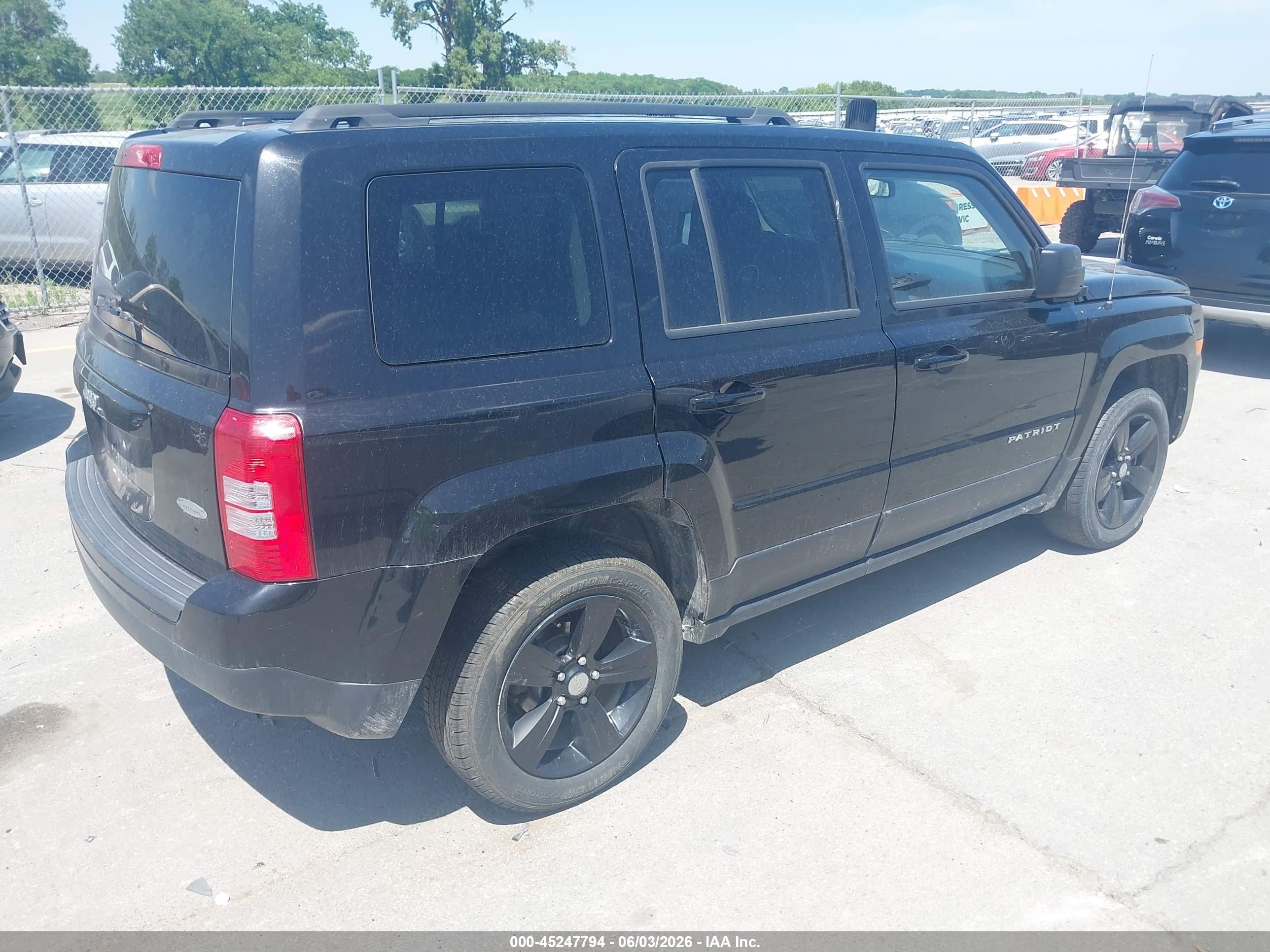 2015 Jeep Patriot Latitude Black vin: 1C4NJRFB0FD270203