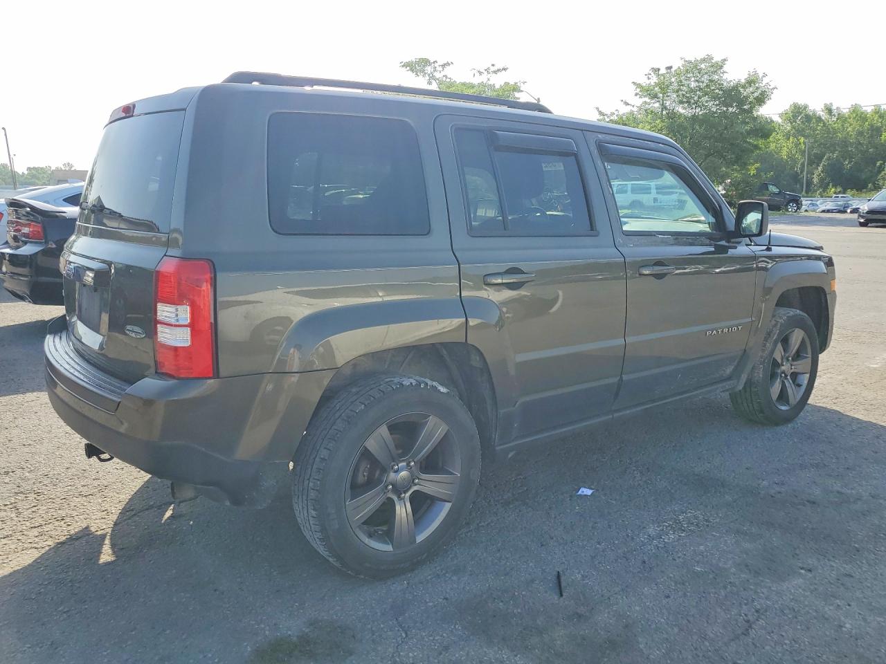 2015 Jeep Patriot Latitude Green vin: 1C4NJRFB0FD272209
