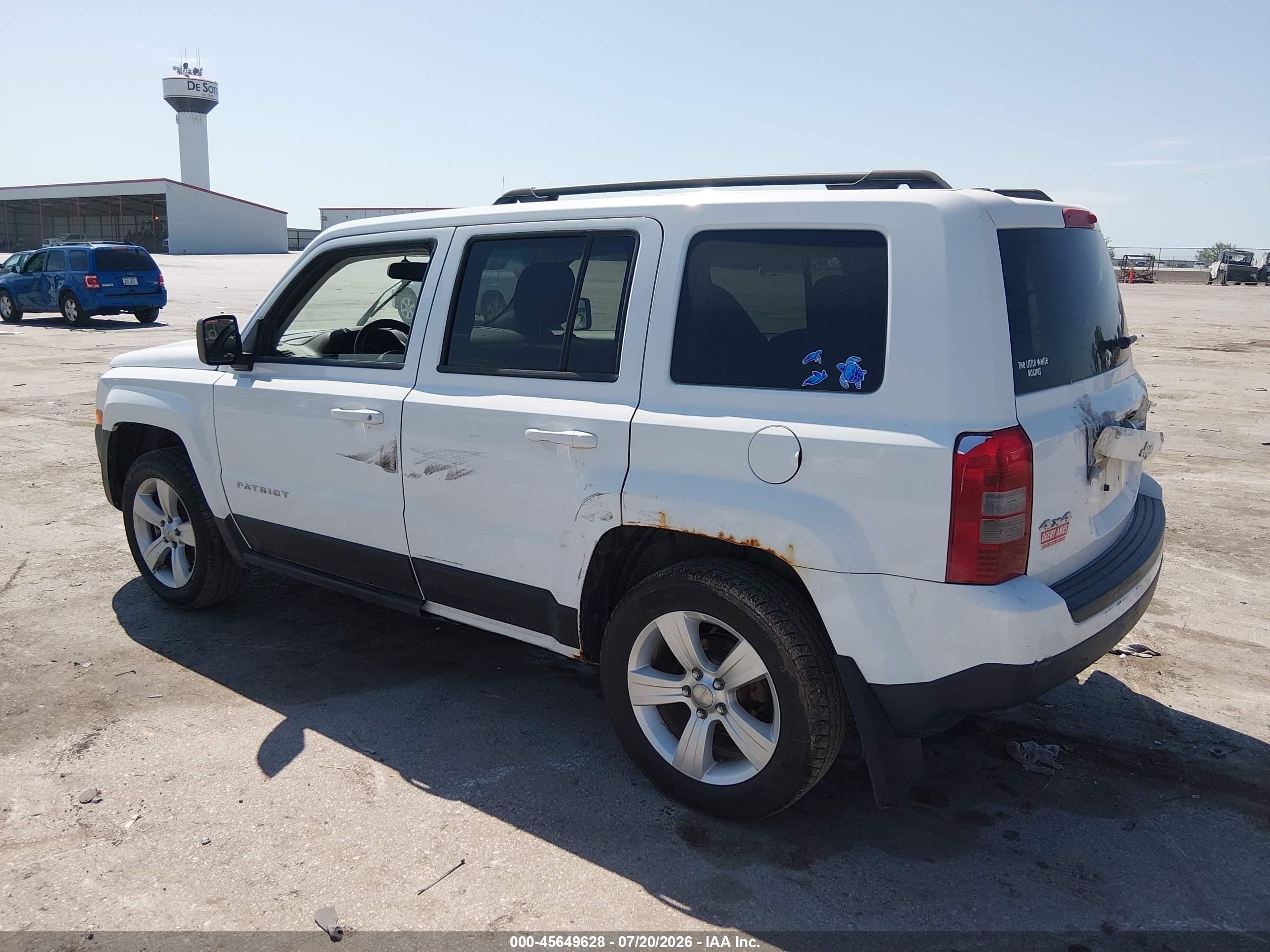 2015 Jeep Patriot Latitude White vin: 1C4NJRFB0FD304320