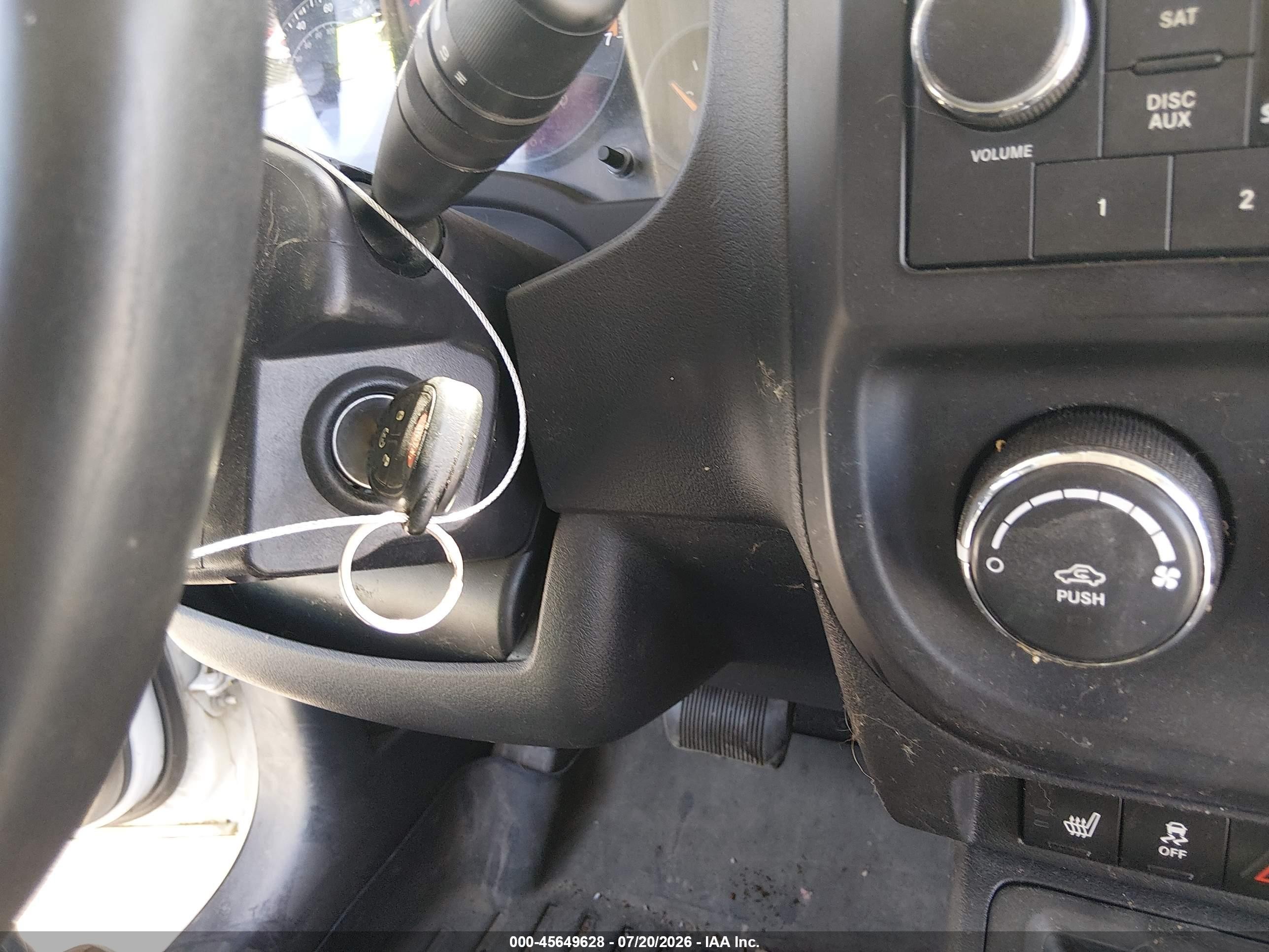 2015 Jeep Patriot Latitude White vin: 1C4NJRFB0FD304320