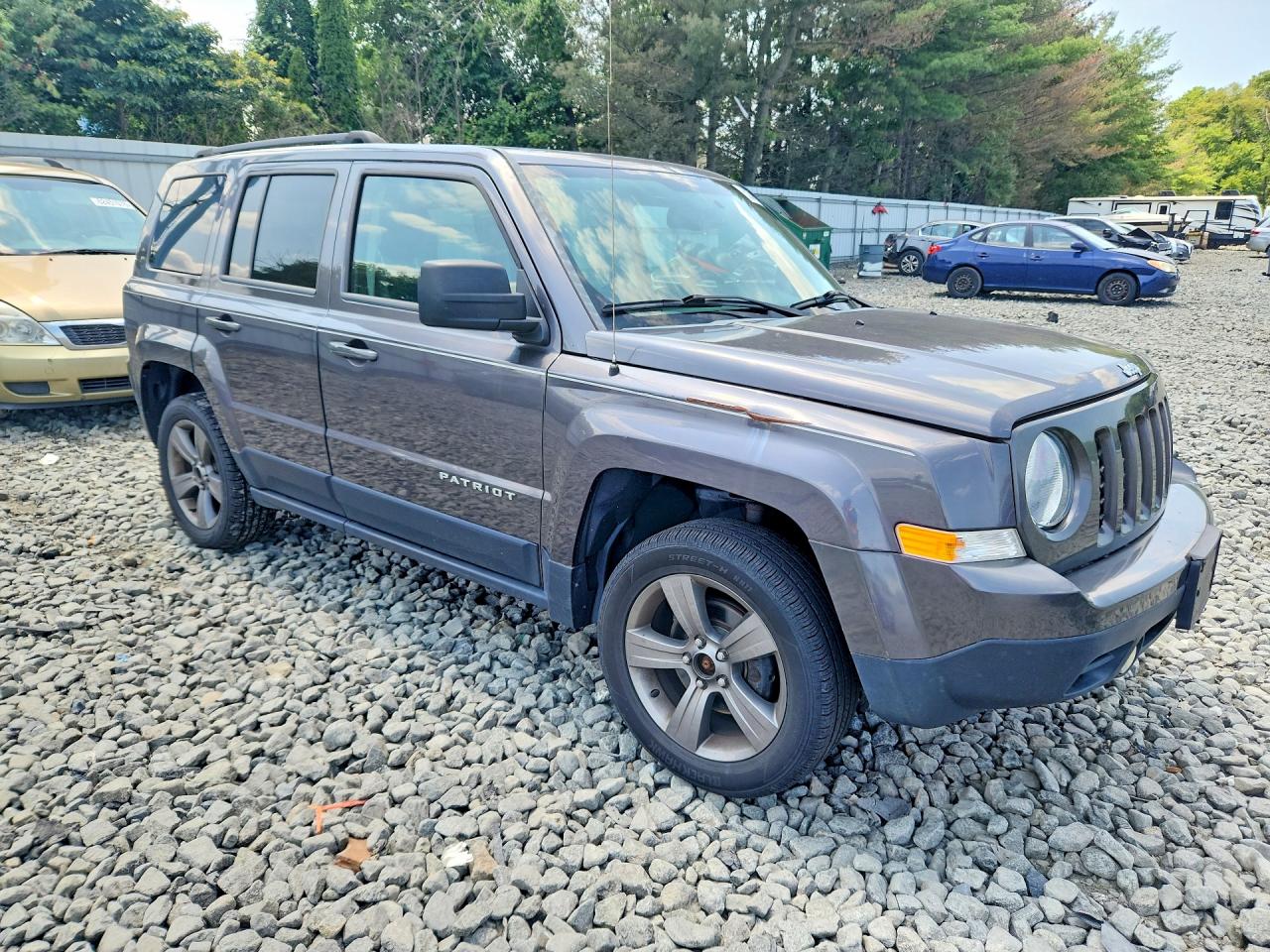 2015 Jeep Patriot Latitude Gray vin: 1C4NJRFB0FD436199