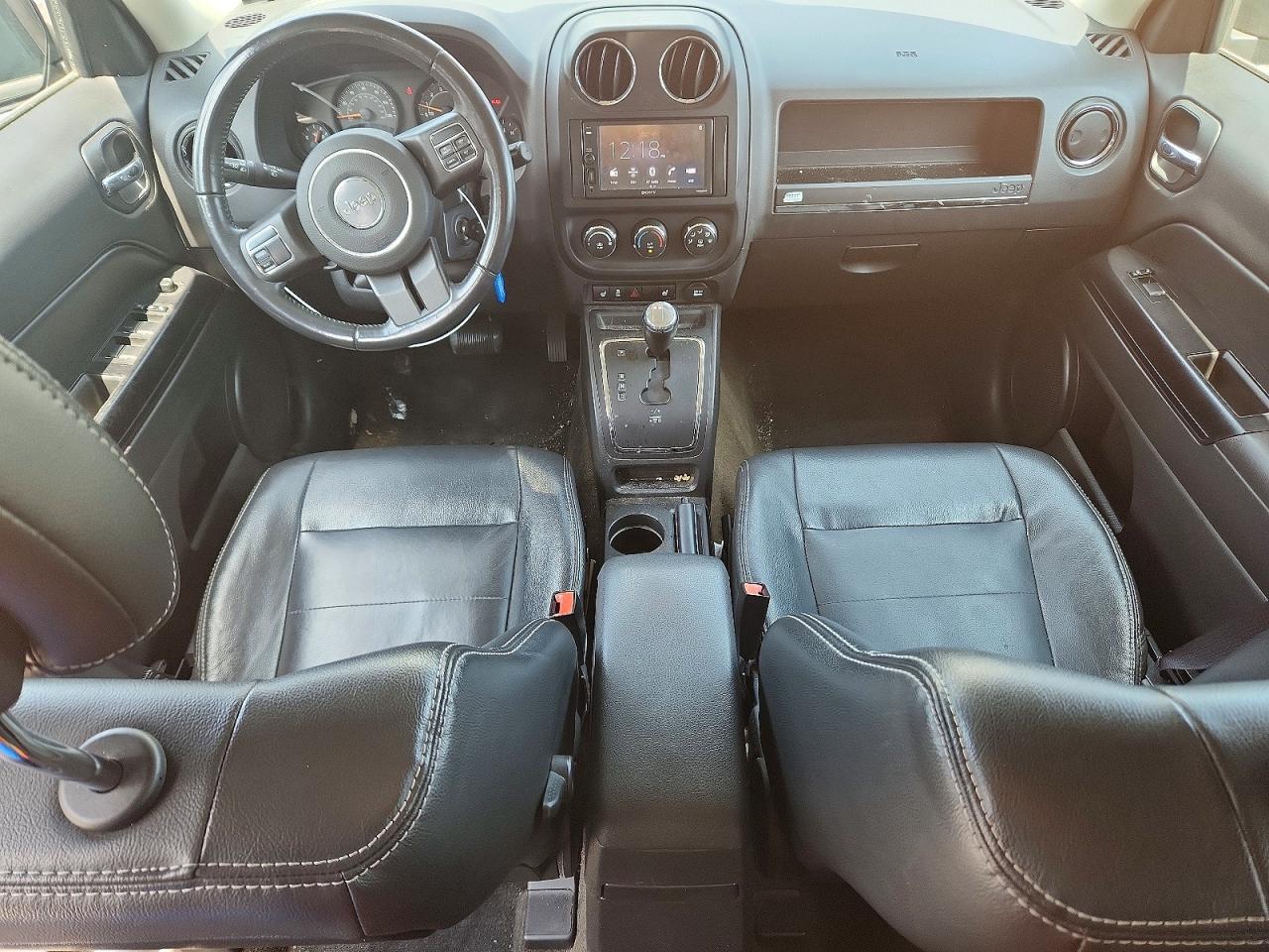 2015 Jeep Patriot Latitude Gray vin: 1C4NJRFB0FD436199