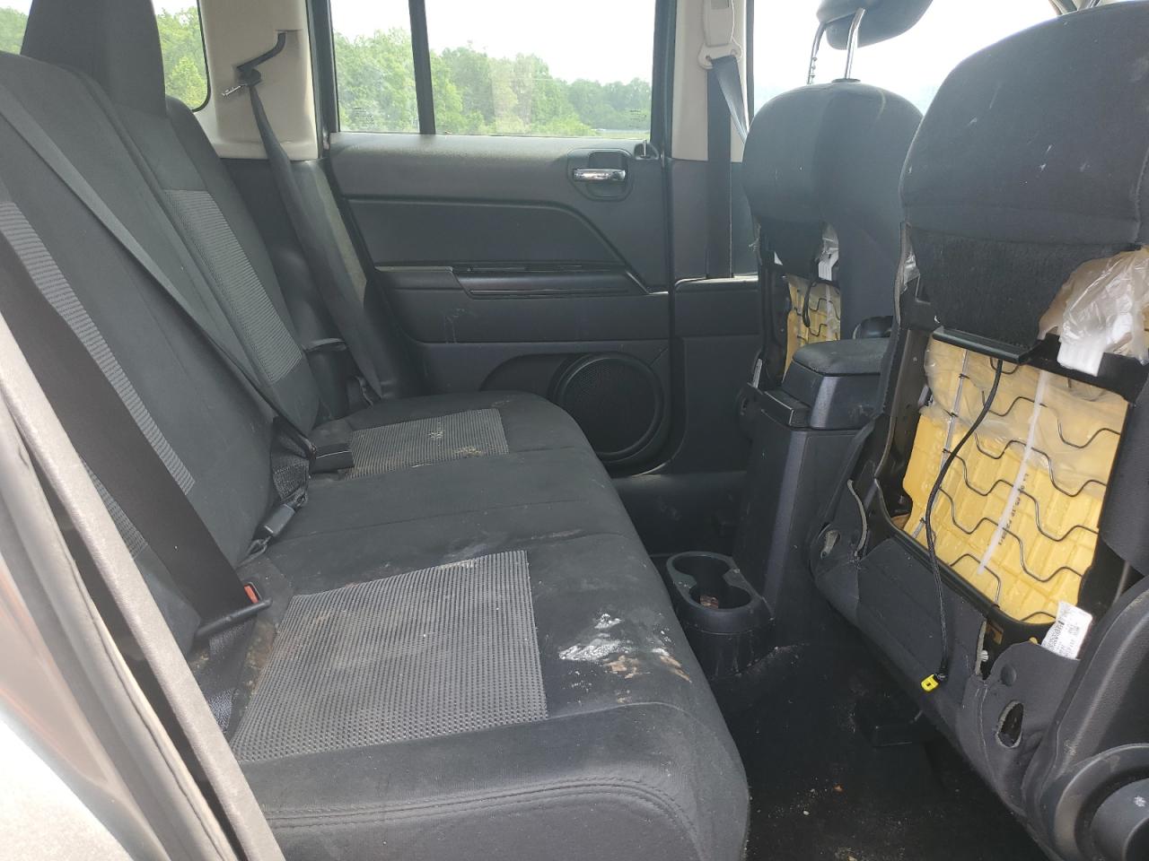2012 Jeep Patriot Latitude Silver vin: 1C4NJRFB1CD633796