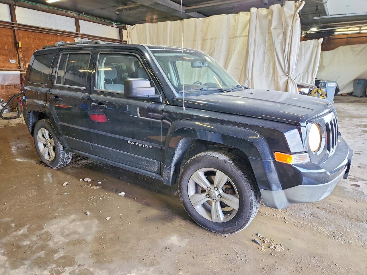 2012 Jeep Patriot Latitude Black vin: 1C4NJRFB1CD650615