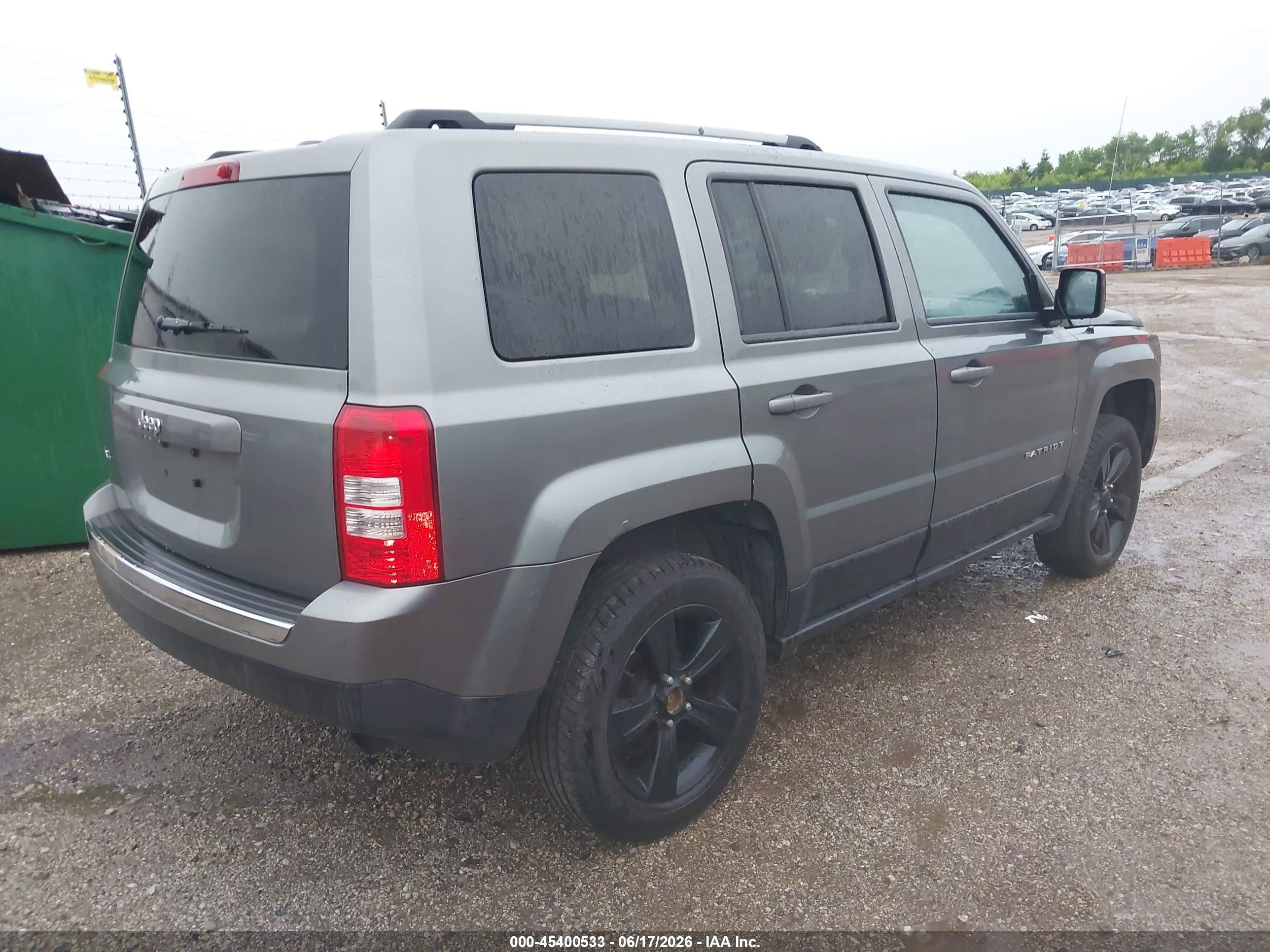2013 Jeep Patriot Latitude Gray vin: 1C4NJRFB1DD192365