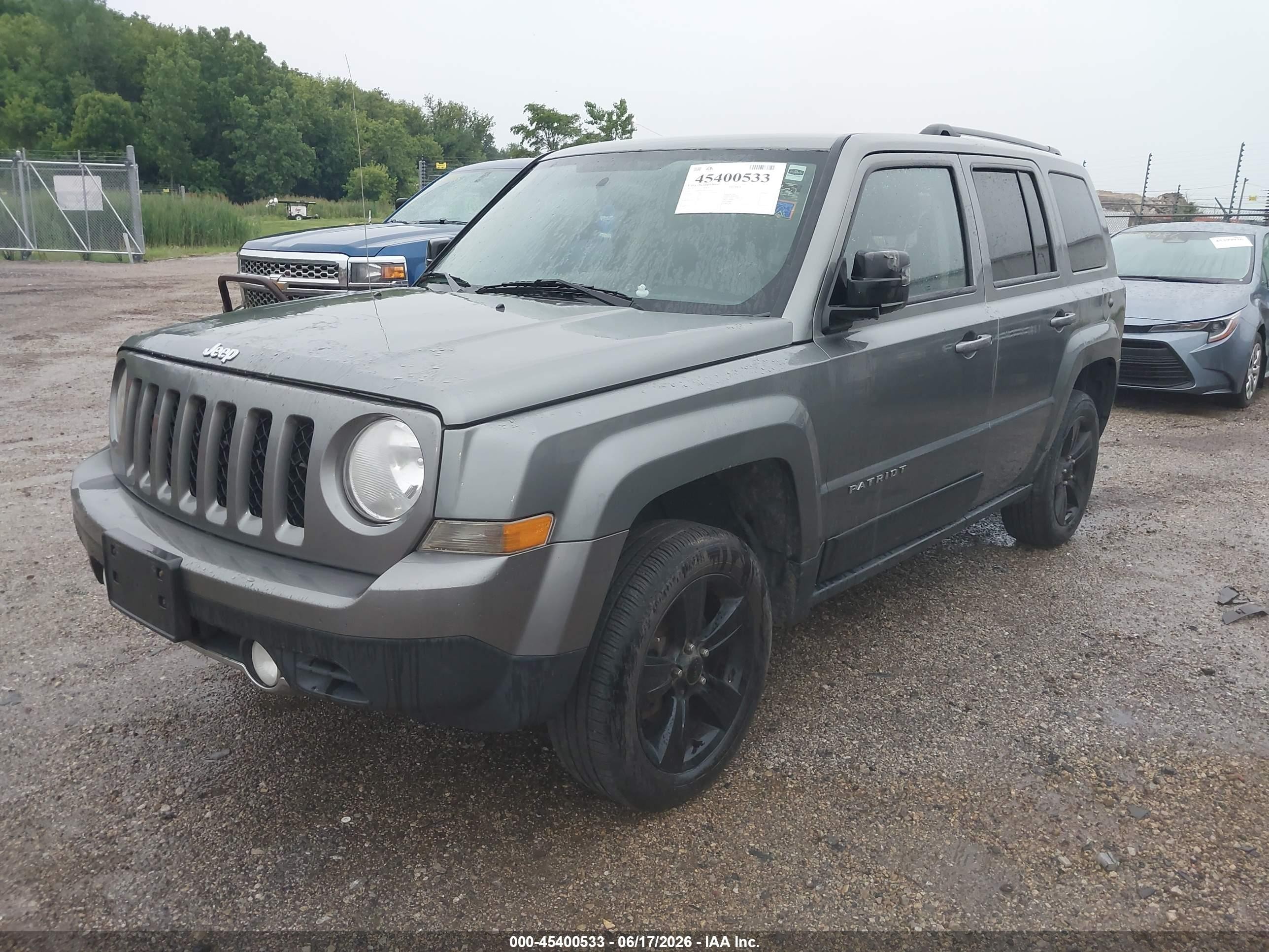 2013 Jeep Patriot Latitude Gray vin: 1C4NJRFB1DD192365