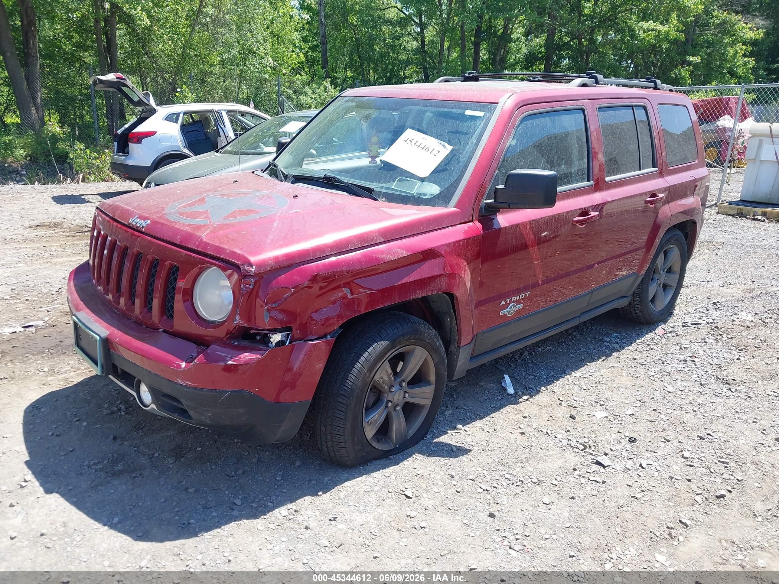 2013 Jeep Patriot Latitude Red vin: 1C4NJRFB1DD249423