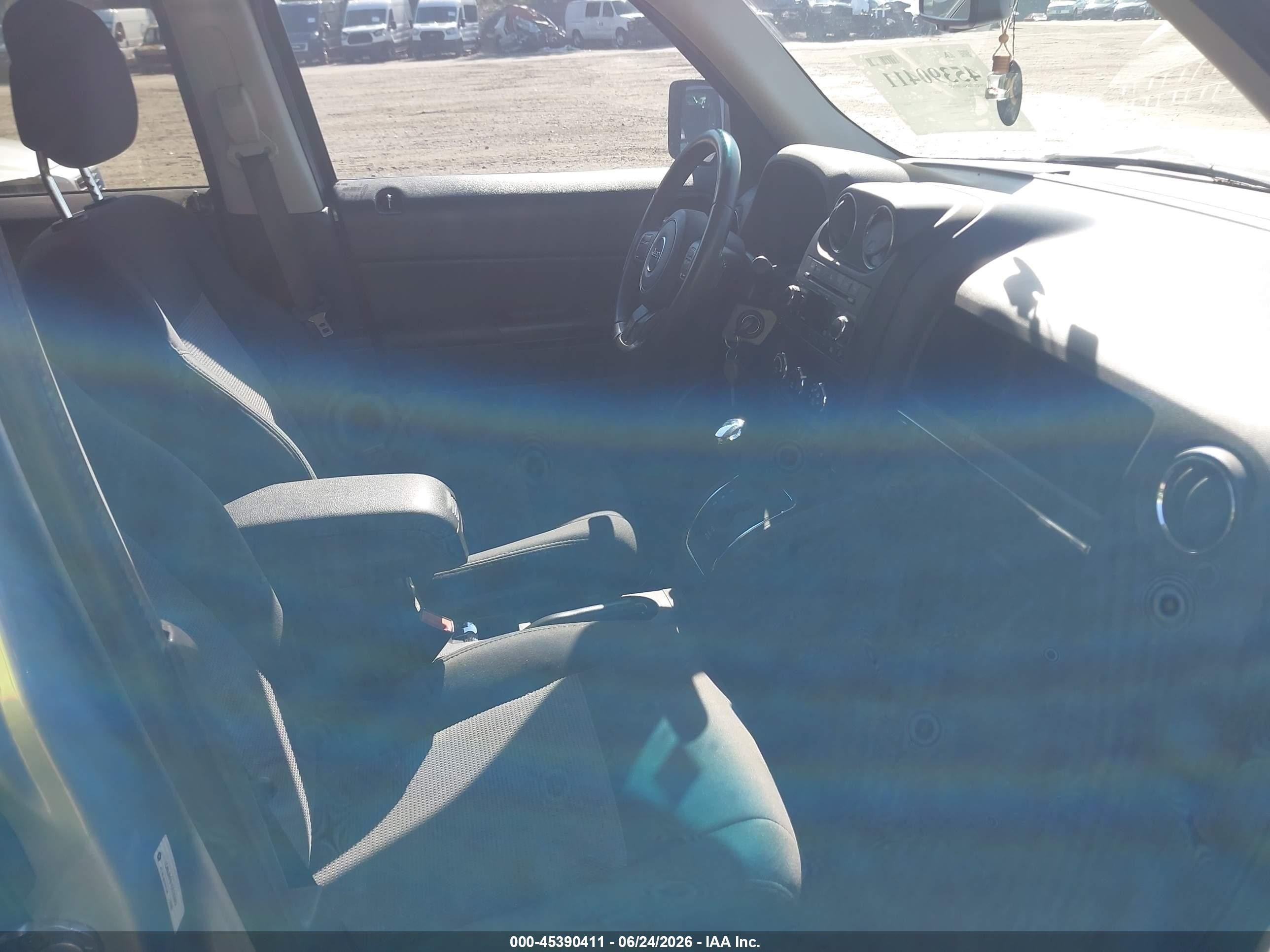 2013 Jeep Patriot Latitude Серый vin: 1C4NJRFB1DD263662