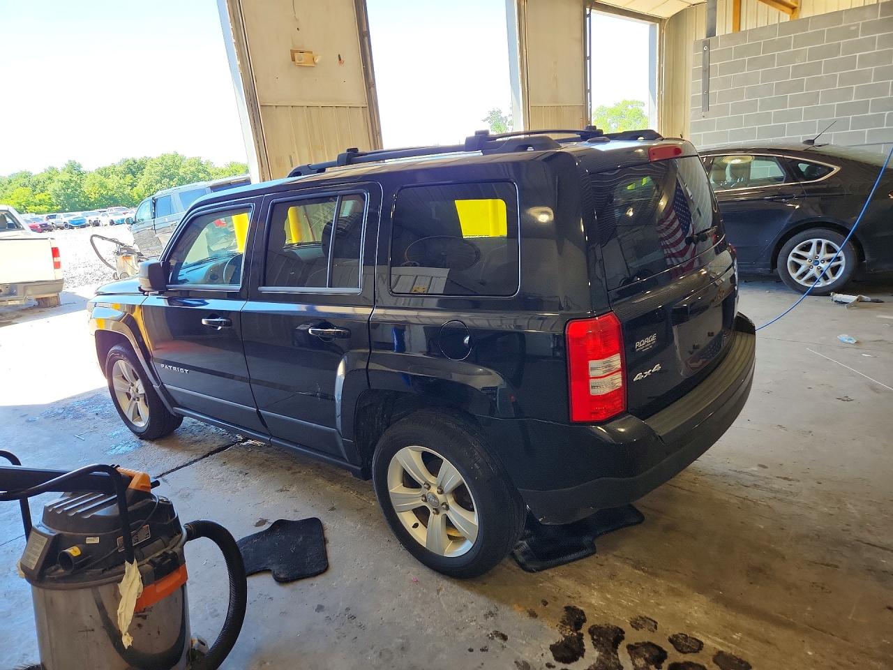 2014 Jeep Patriot Latitude Черный vin: 1C4NJRFB1ED510728