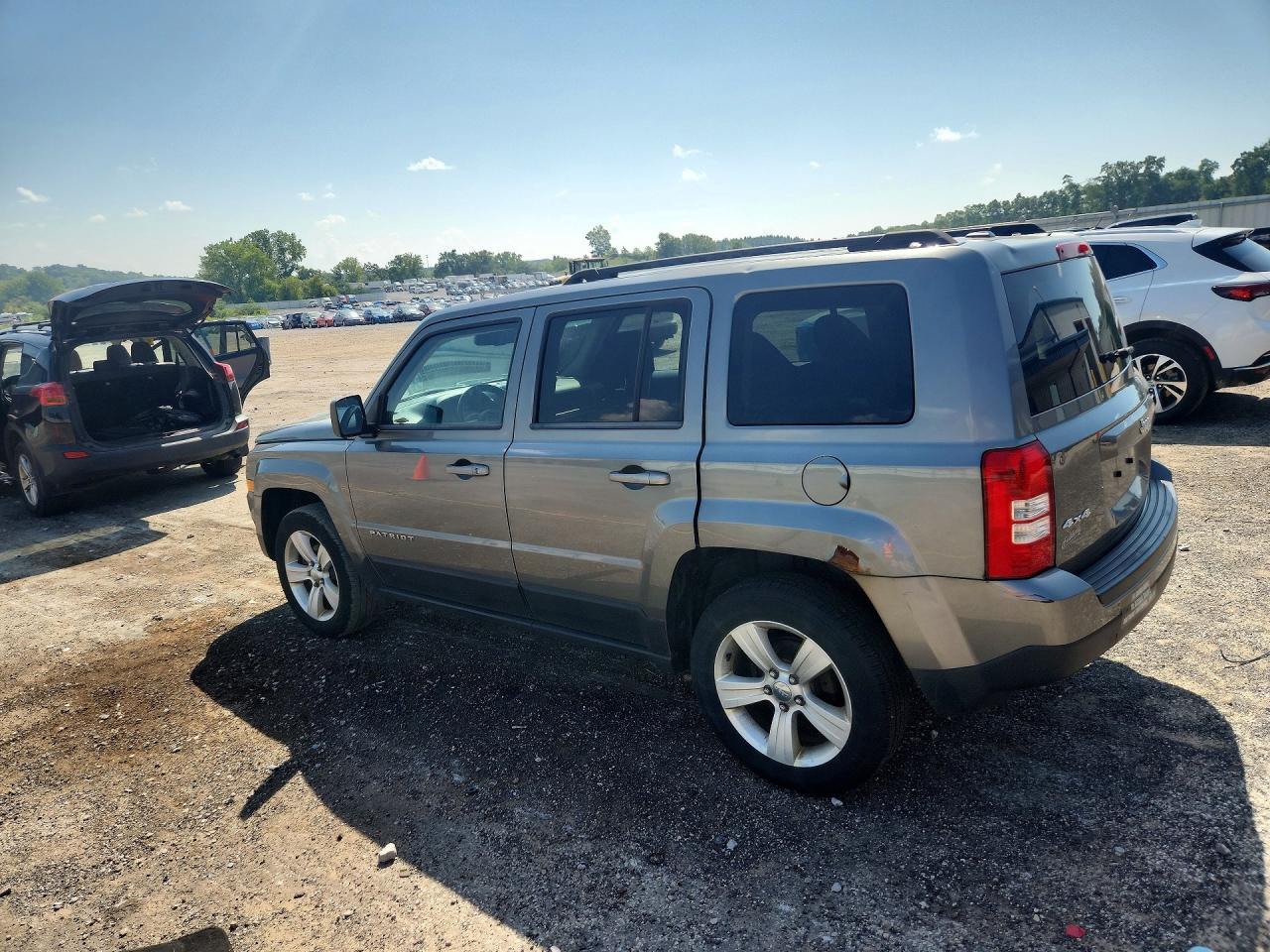 2014 Jeep Patriot Latitude Серый vin: 1C4NJRFB1ED518960