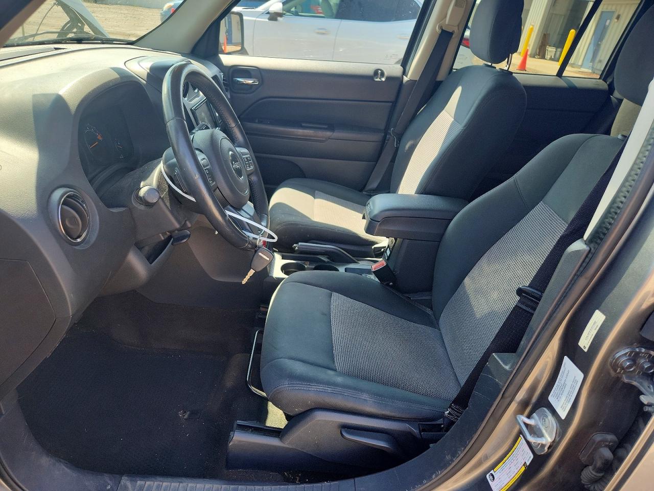 2014 Jeep Patriot Latitude Серый vin: 1C4NJRFB1ED518960