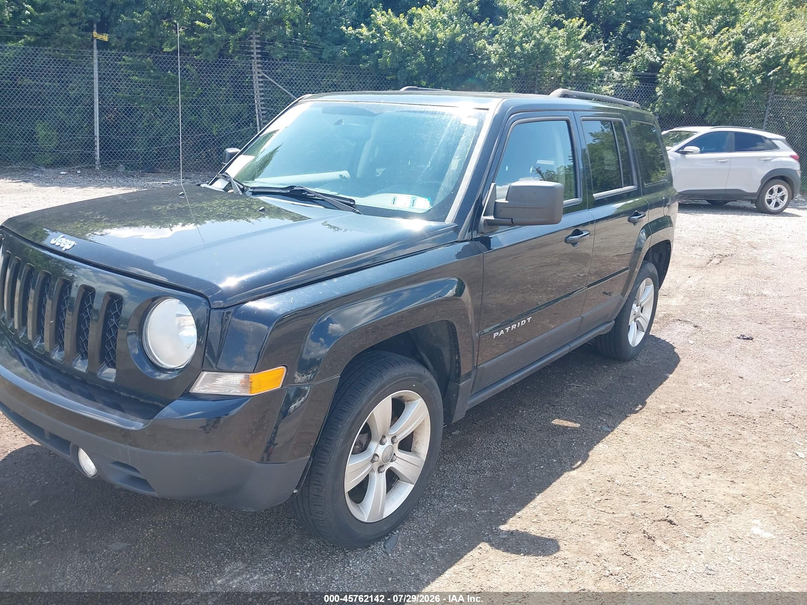 2014 Jeep Patriot Latitude Black vin: 1C4NJRFB1ED661777
