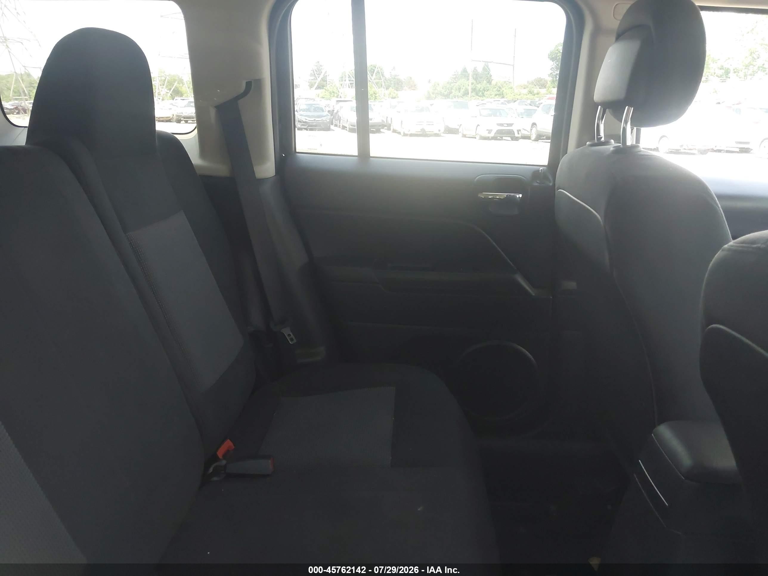 2014 Jeep Patriot Latitude Black vin: 1C4NJRFB1ED661777