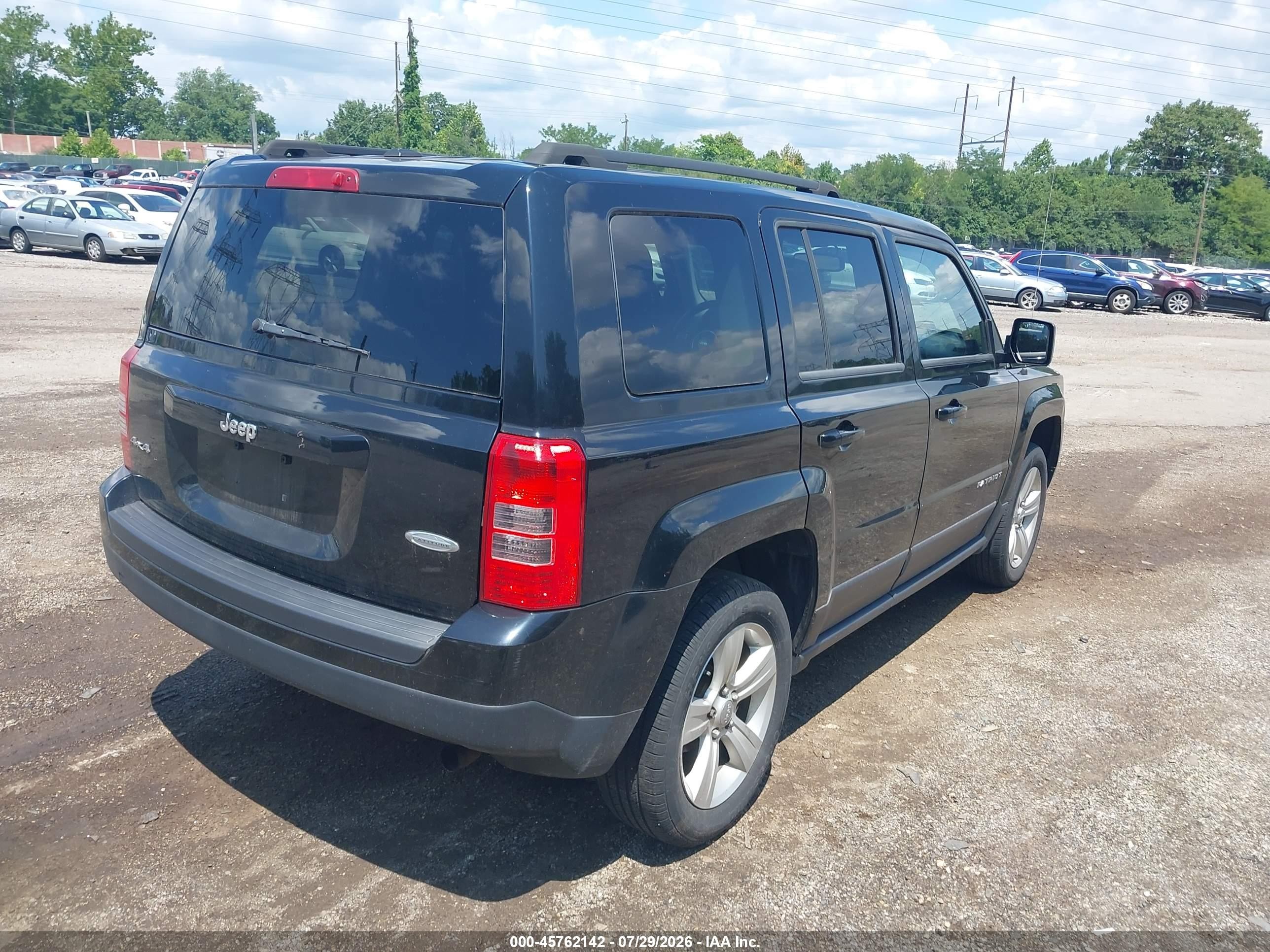 2014 Jeep Patriot Latitude Black vin: 1C4NJRFB1ED661777