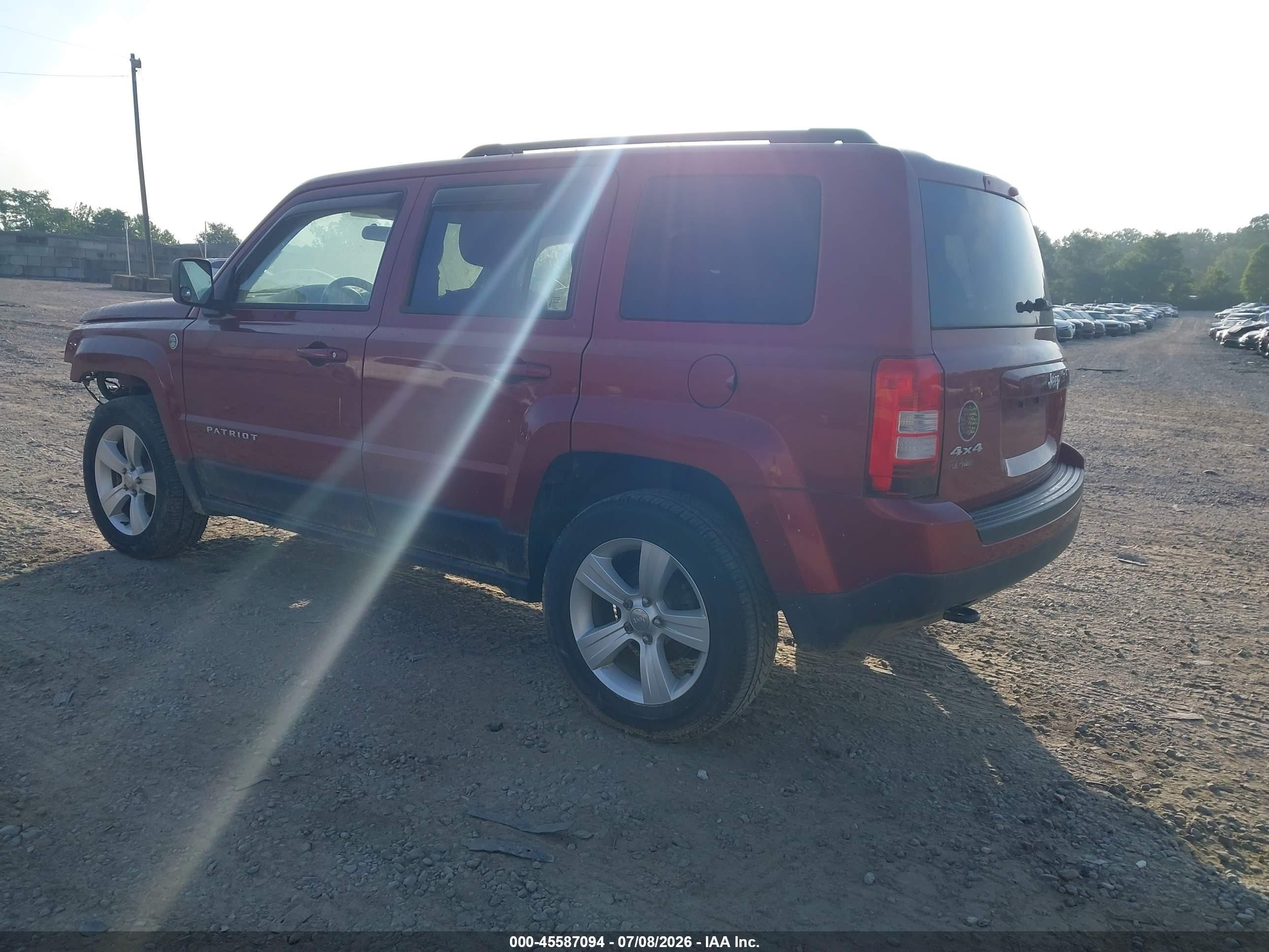 2014 Jeep Patriot Latitude Maroon vin: 1C4NJRFB1ED809572