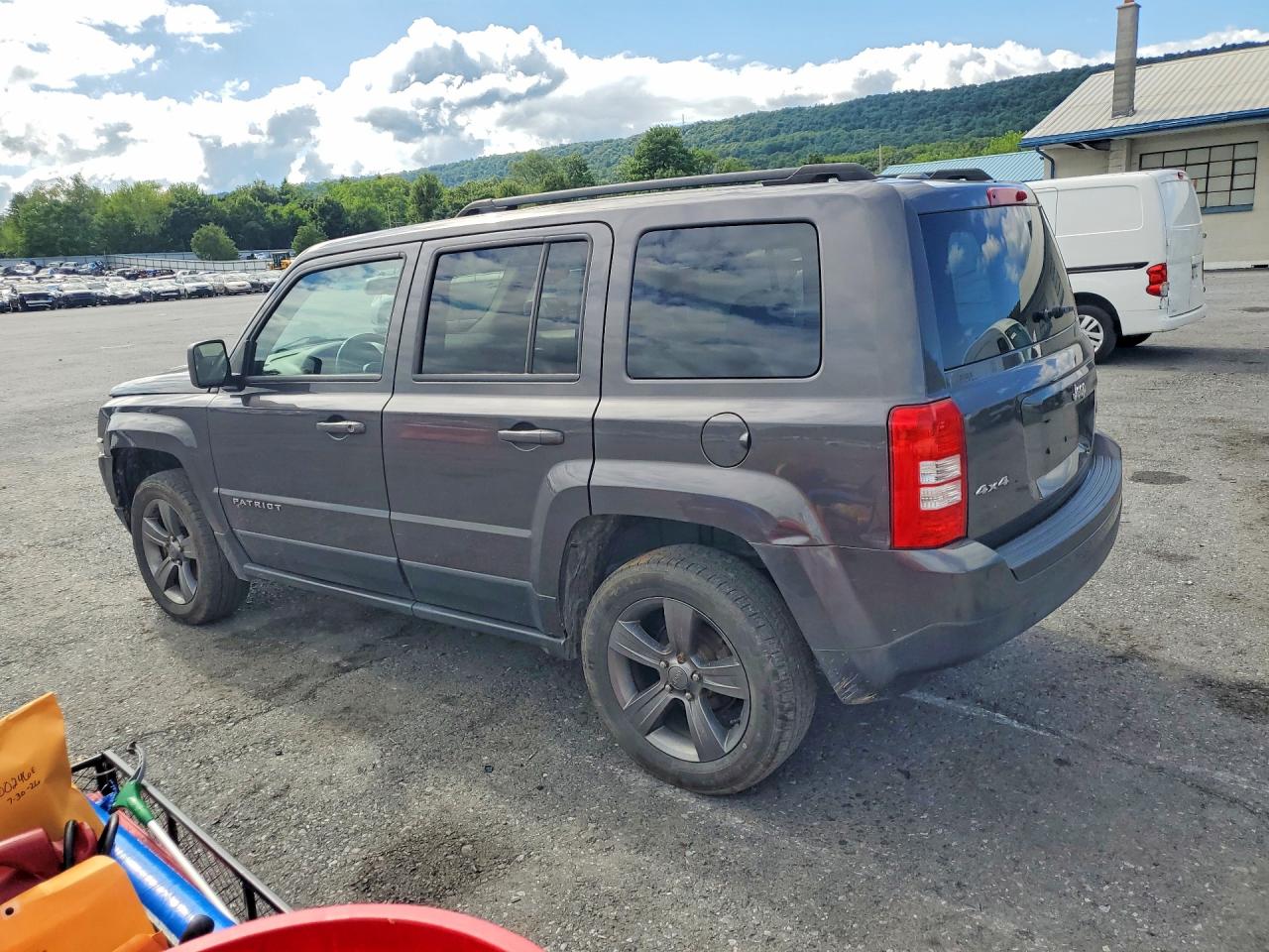 2015 Jeep Patriot Latitude Gray vin: 1C4NJRFB1FD239624