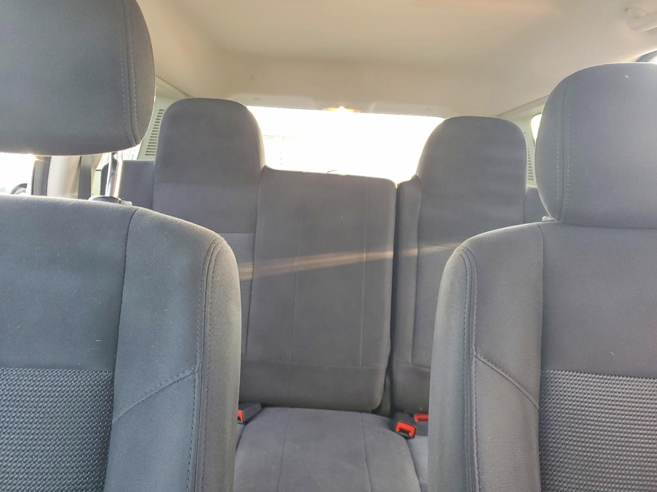 2015 Jeep Patriot Latitude Серебряный vin: 1C4NJRFB1FD376367