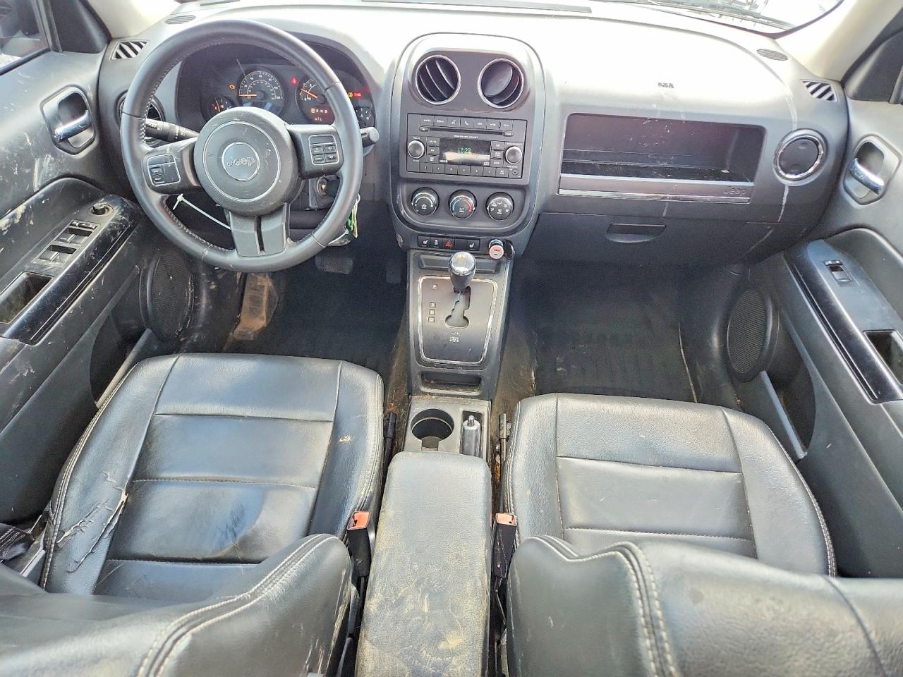 2015 Jeep Patriot Latitude Белый vin: 1C4NJRFB1FD382721