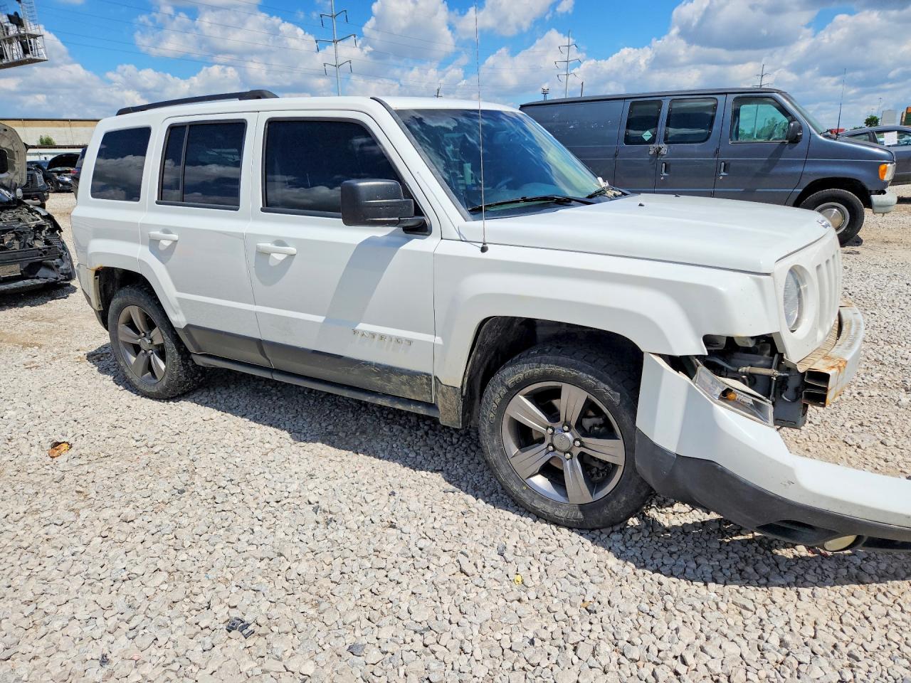 2015 Jeep Patriot Latitude Белый vin: 1C4NJRFB1FD382721