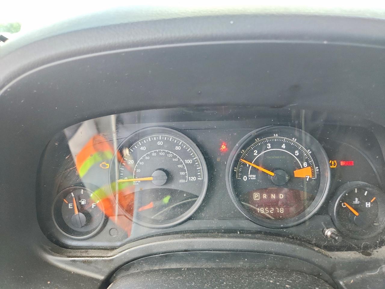 2015 Jeep Patriot Latitude Белый vin: 1C4NJRFB1FD382721