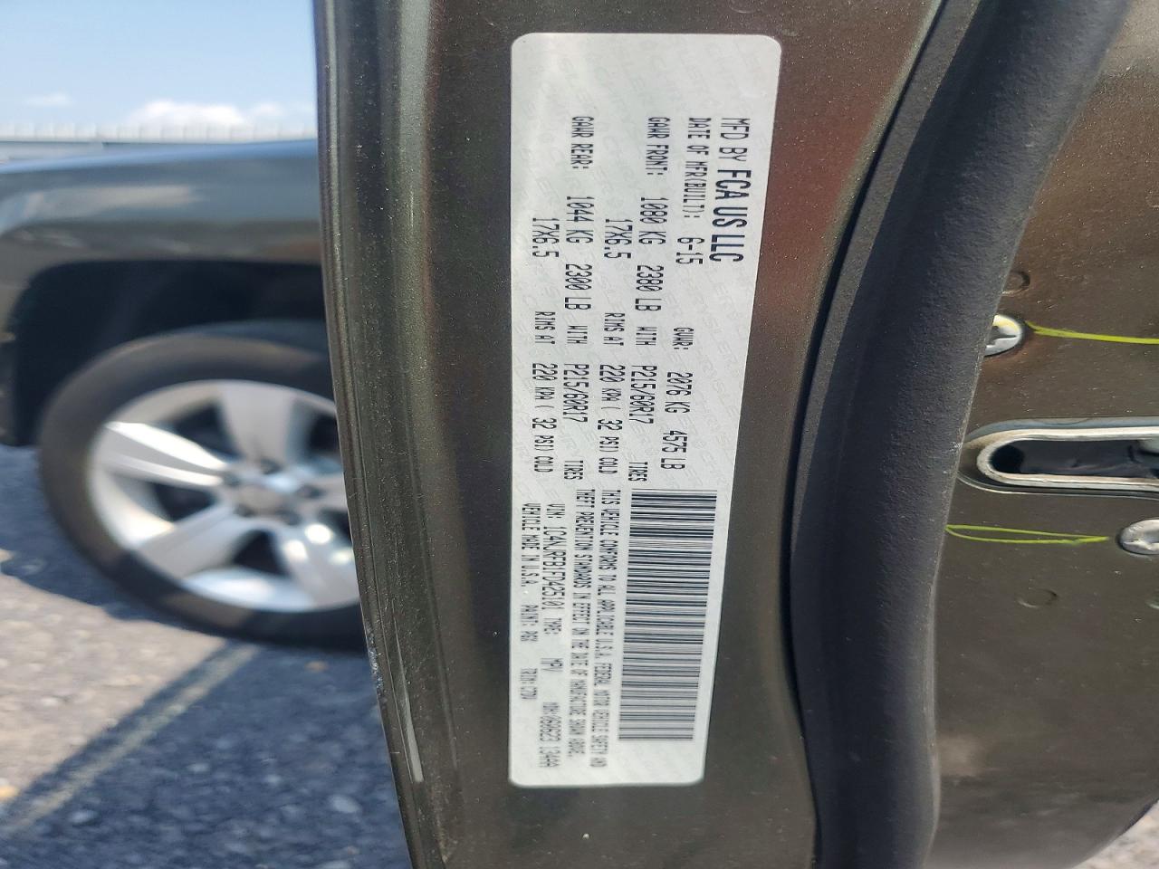 2015 Jeep Patriot Latitude Green vin: 1C4NJRFB1FD425101