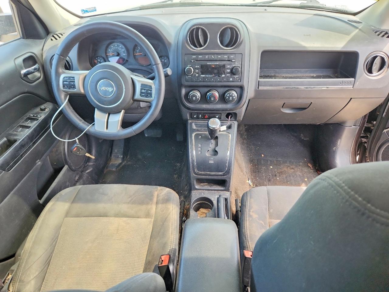 2015 Jeep Patriot Latitude Gray vin: 1C4NJRFB1FD425695