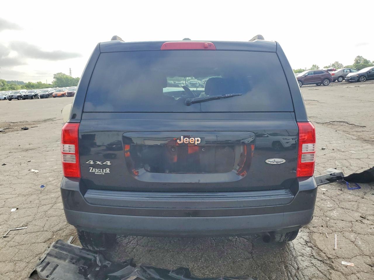 2015 Jeep Patriot Latitude Black vin: 1C4NJRFB1FD439788
