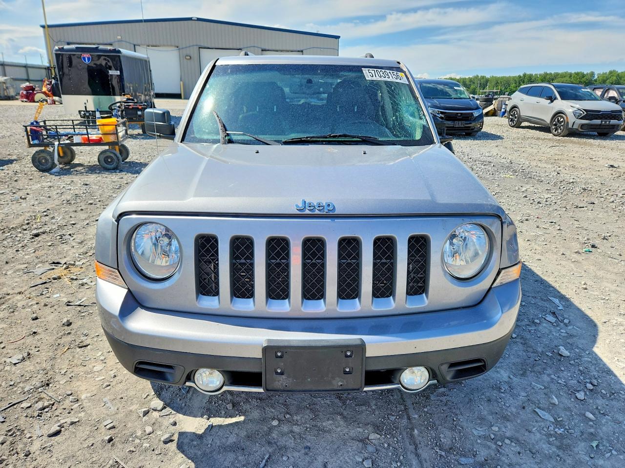 2016 Jeep Patriot Latitude Silver vin: 1C4NJRFB1GD627678