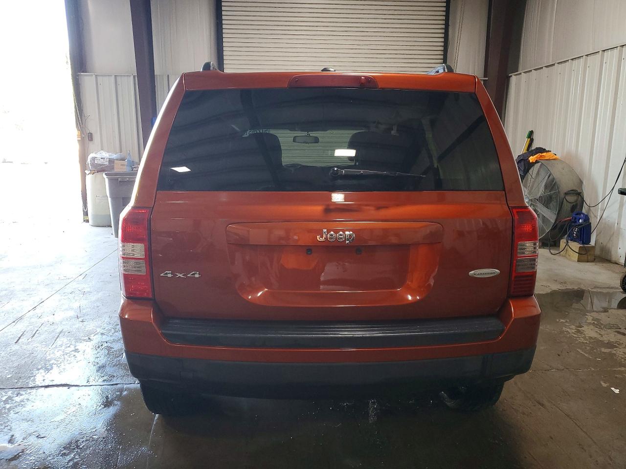 2012 Jeep Patriot Latitude Orange vin: 1C4NJRFB2CD589209