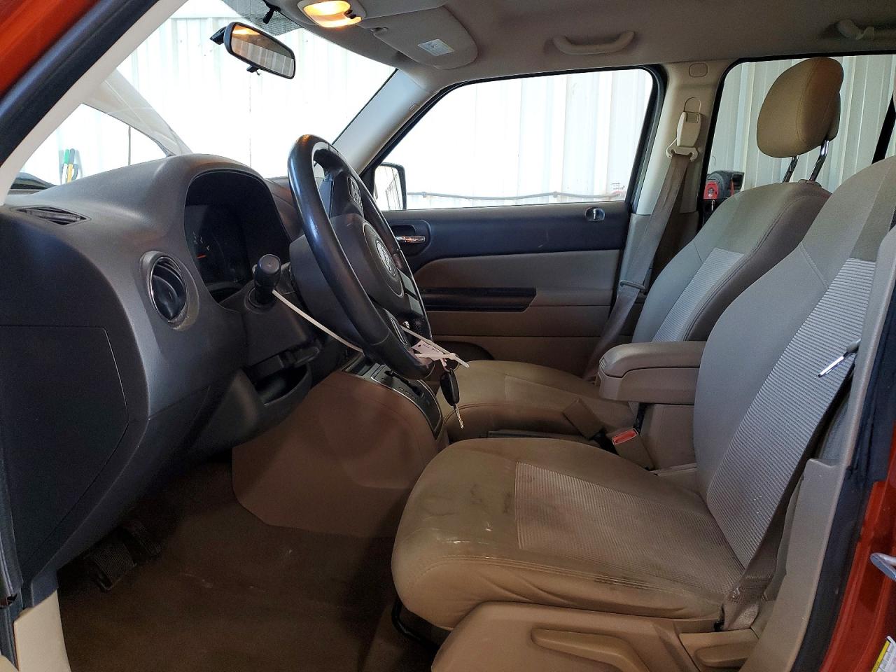 2012 Jeep Patriot Latitude Orange vin: 1C4NJRFB2CD589209