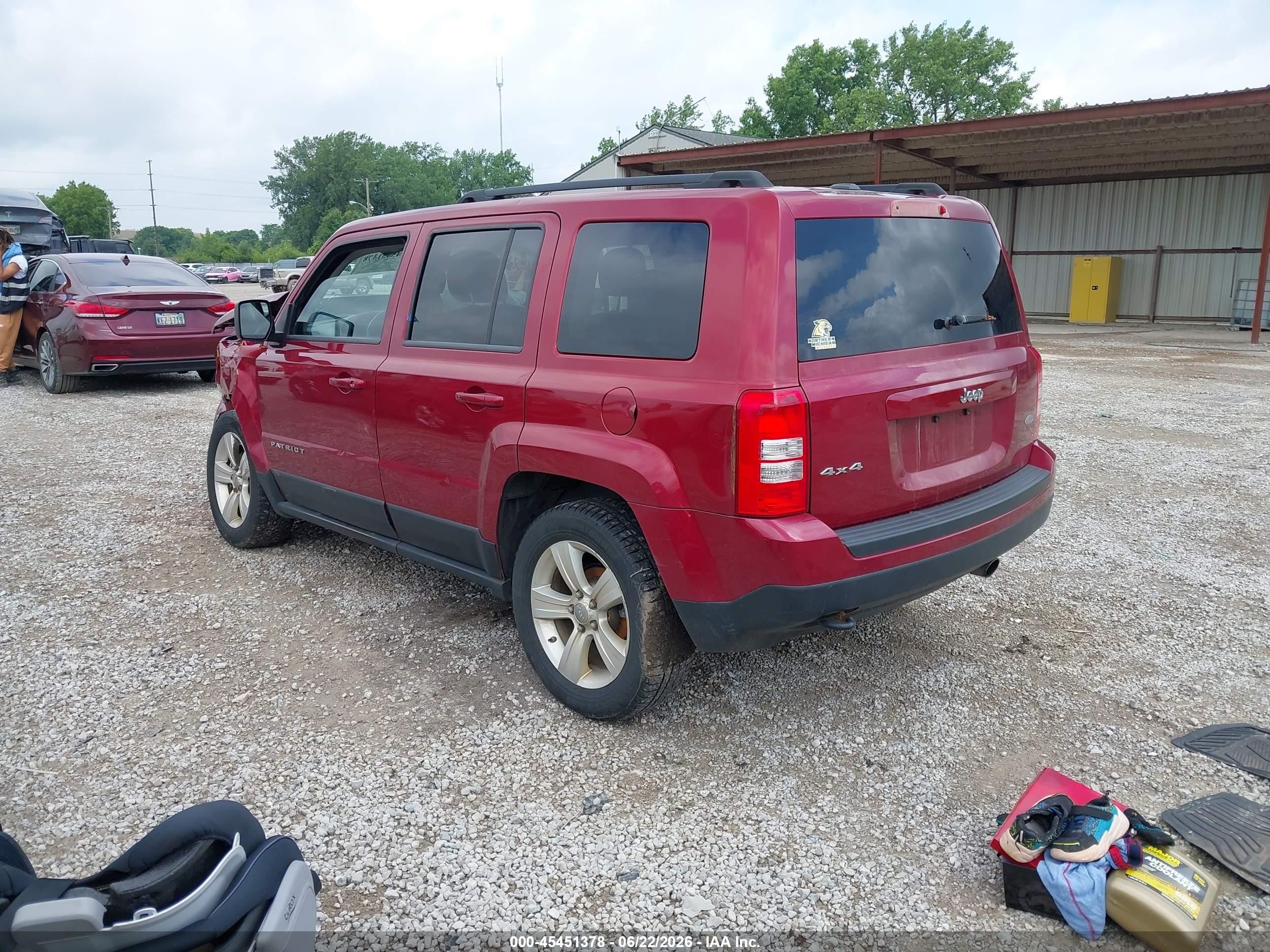 2012 Jeep Patriot Latitude Red vin: 1C4NJRFB2CD633869