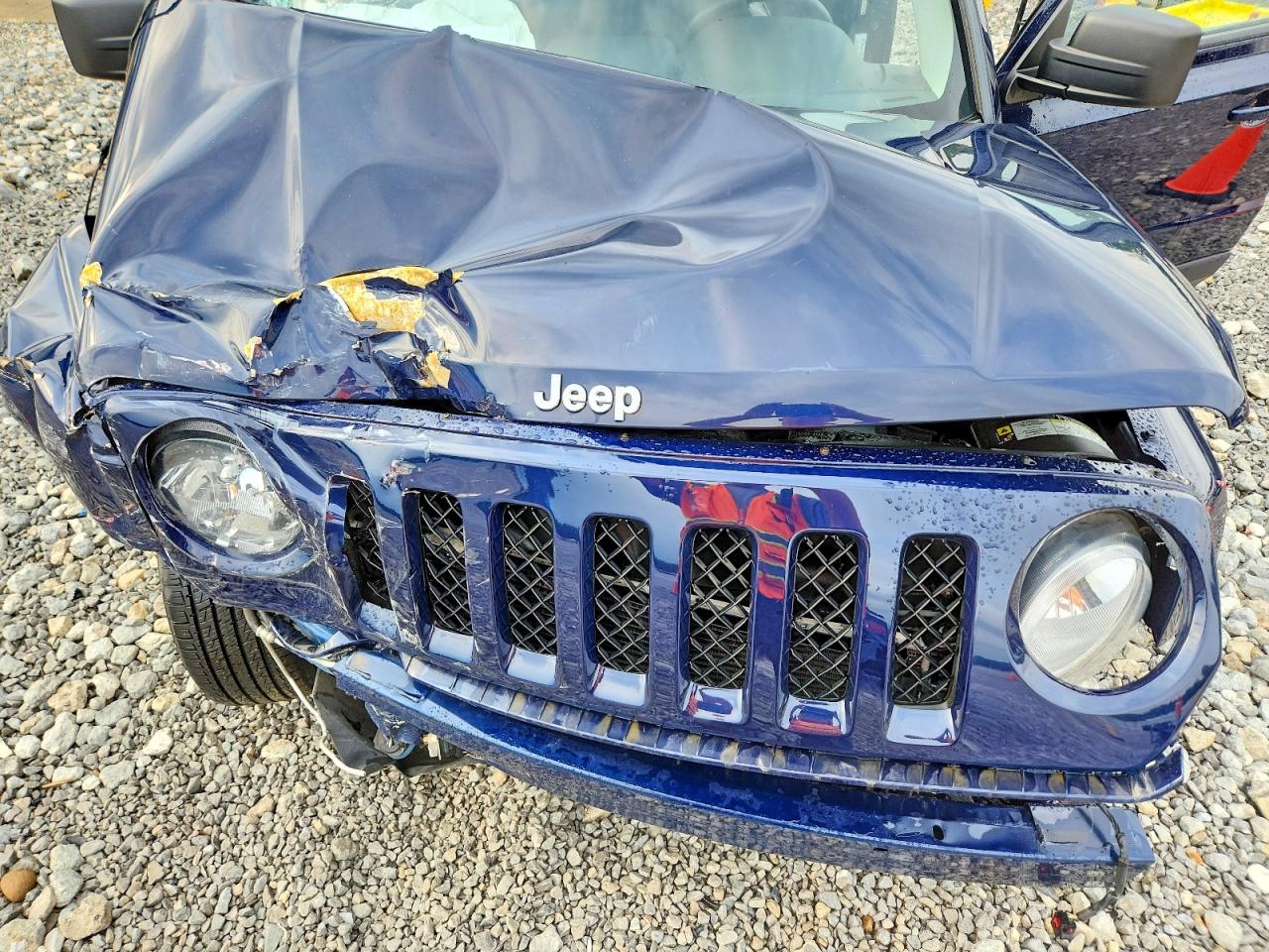 2013 Jeep Patriot Latitude Blue vin: 1C4NJRFB2DD248796