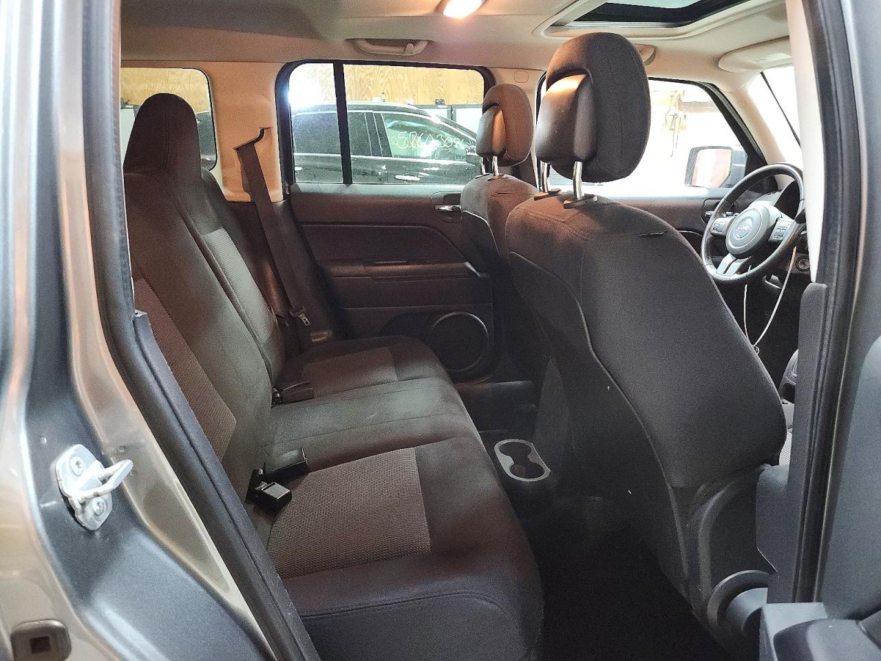 2014 Jeep Patriot Latitude Серый vin: 1C4NJRFB2ED616430