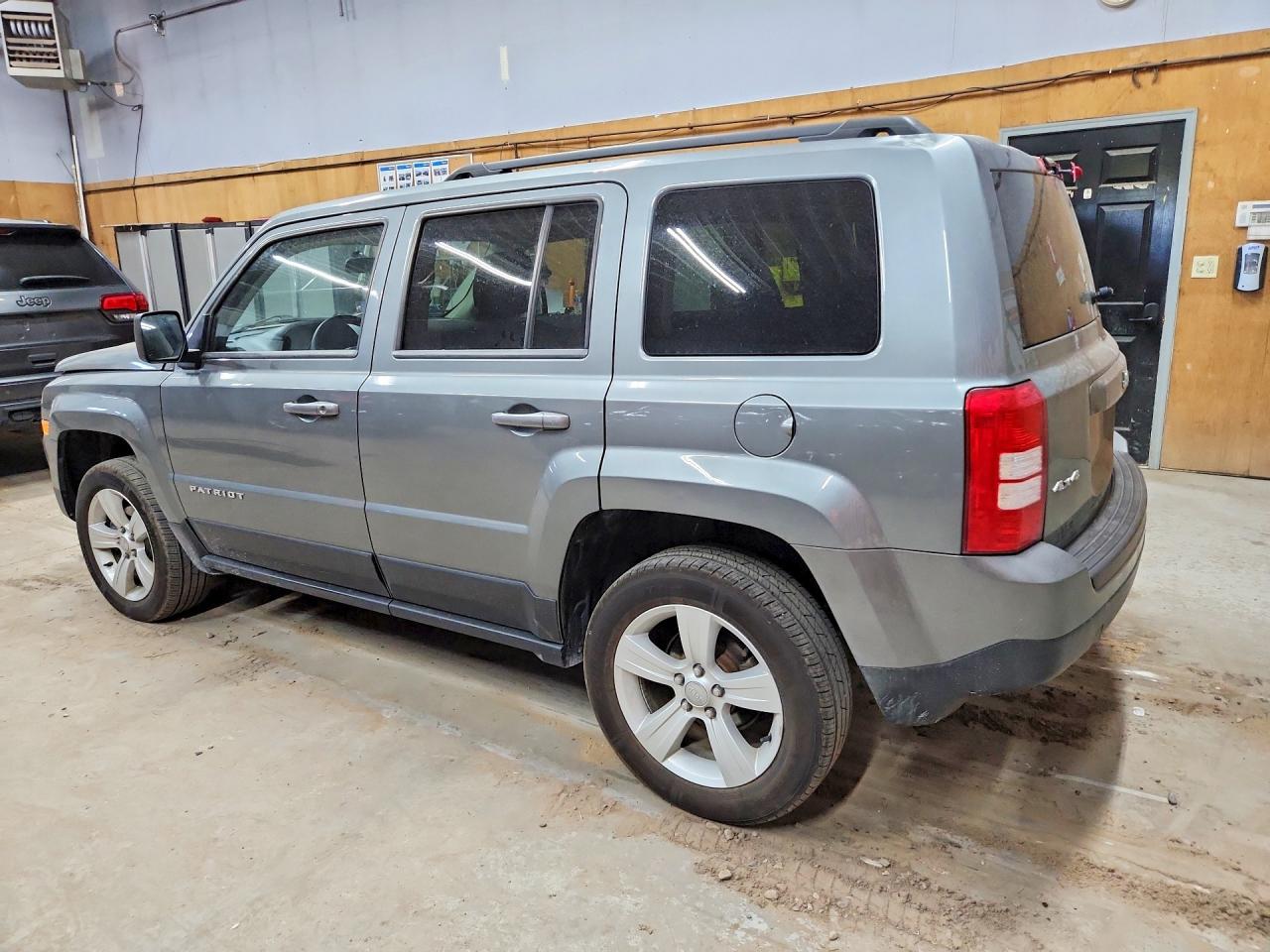 2014 Jeep Patriot Latitude Серый vin: 1C4NJRFB2ED616430