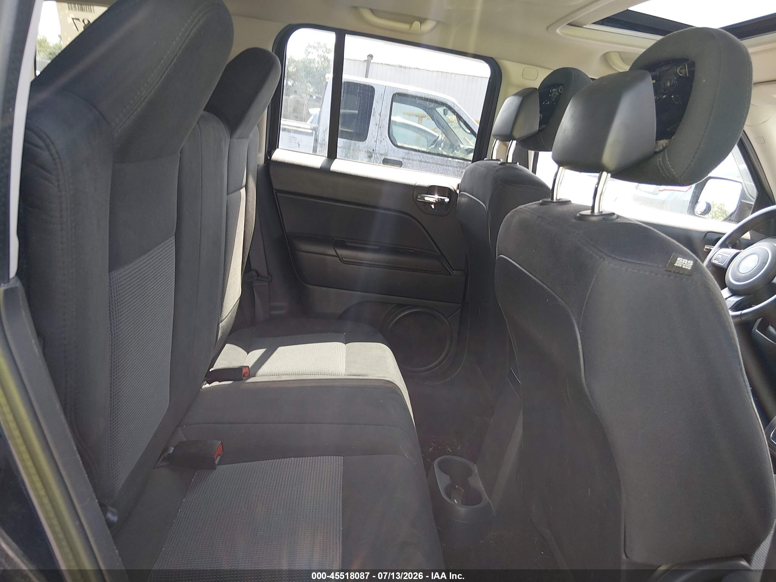 2014 Jeep Patriot Latitude Blue vin: 1C4NJRFB2ED687613