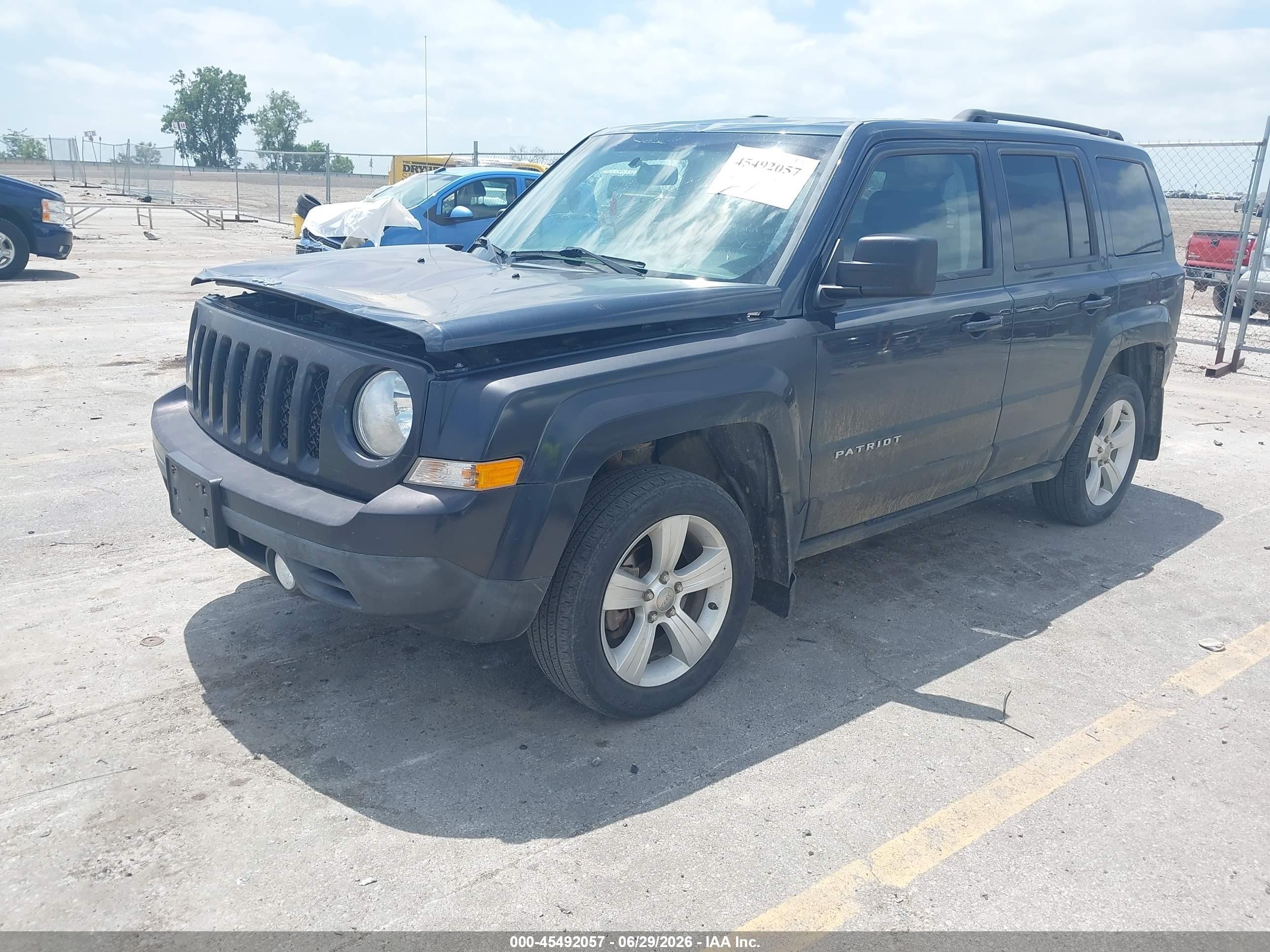 2014 Jeep Patriot Latitude Черный vin: 1C4NJRFB2ED739032