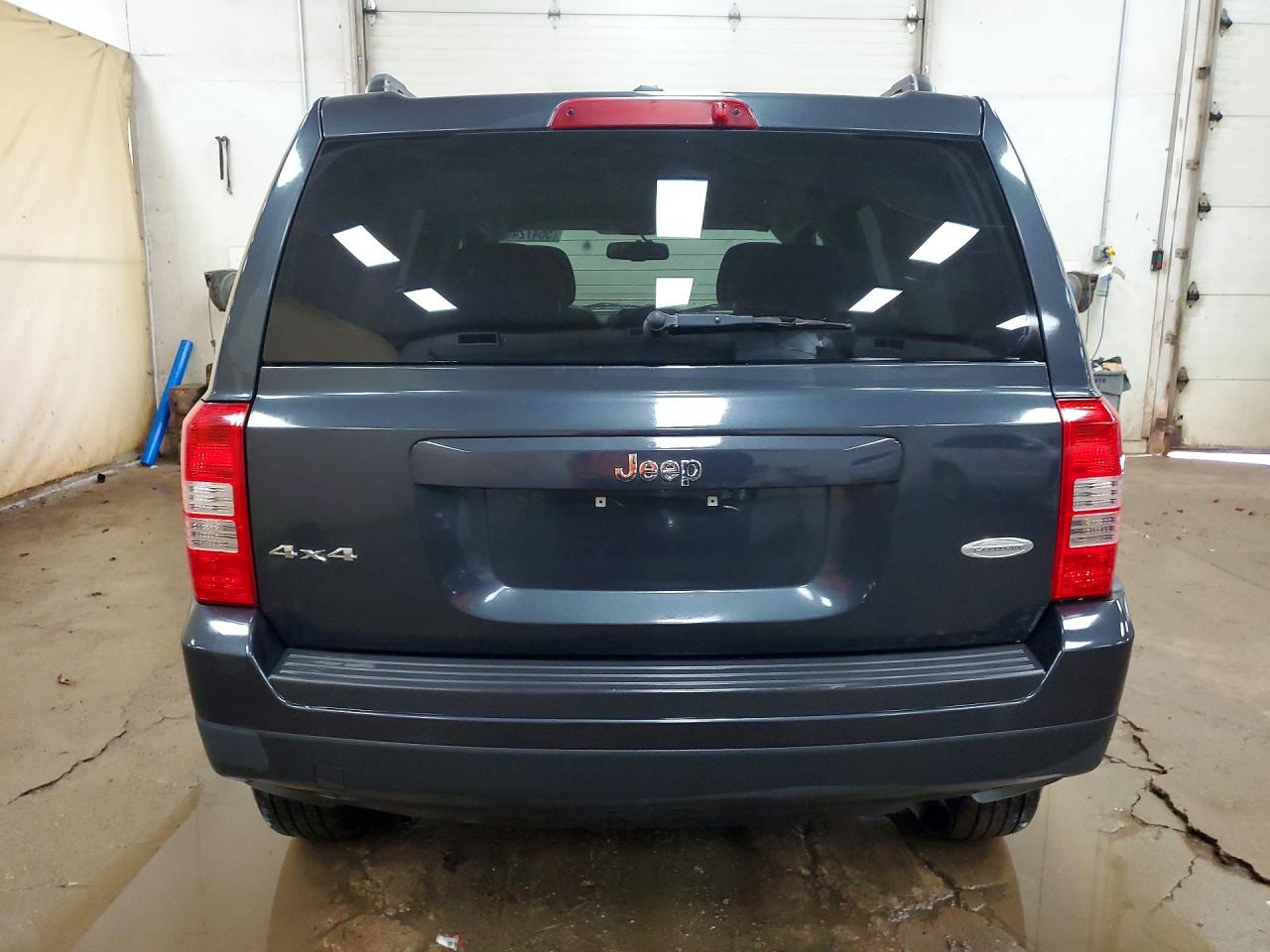 2014 Jeep Patriot Latitude Charcoal vin: 1C4NJRFB2ED787968