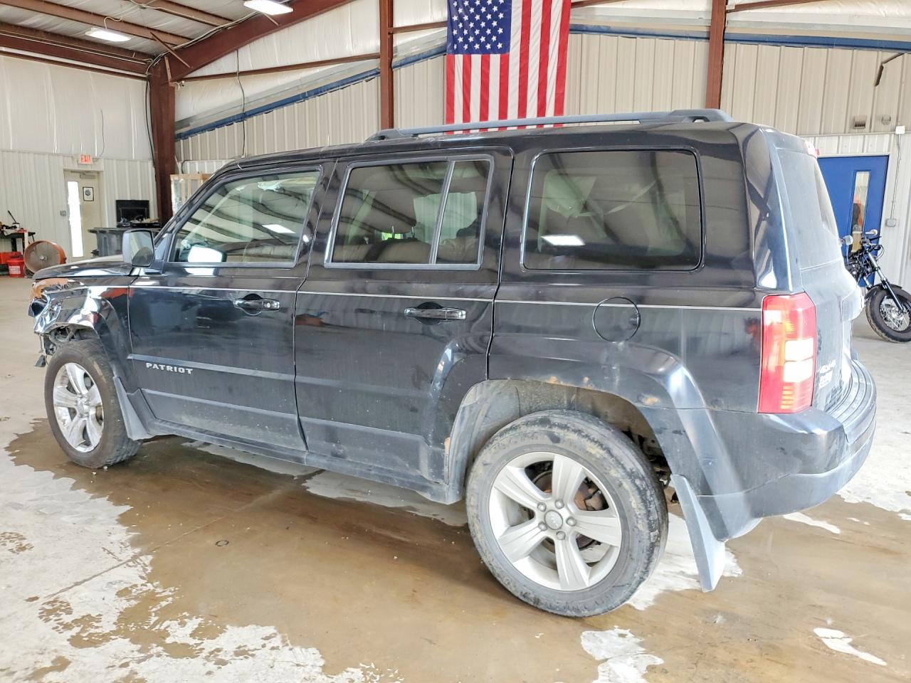 2014 Jeep Patriot Latitude Black vin: 1C4NJRFB2ED792443