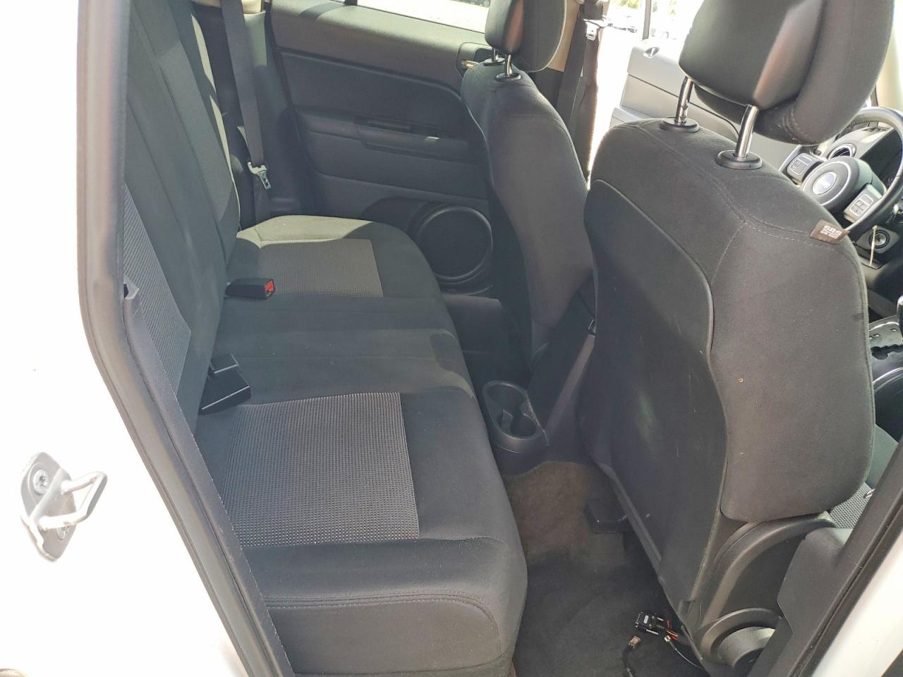 2014 Jeep Patriot Latitude White vin: 1C4NJRFB2ED798985