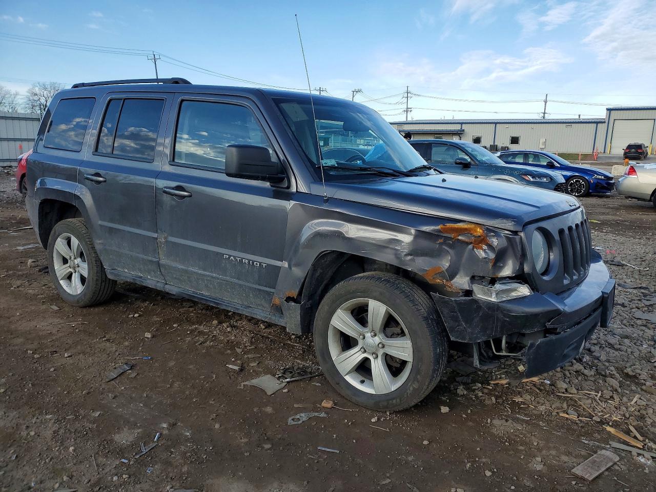 2015 Jeep Patriot Latitude Gray vin: 1C4NJRFB2FD154551