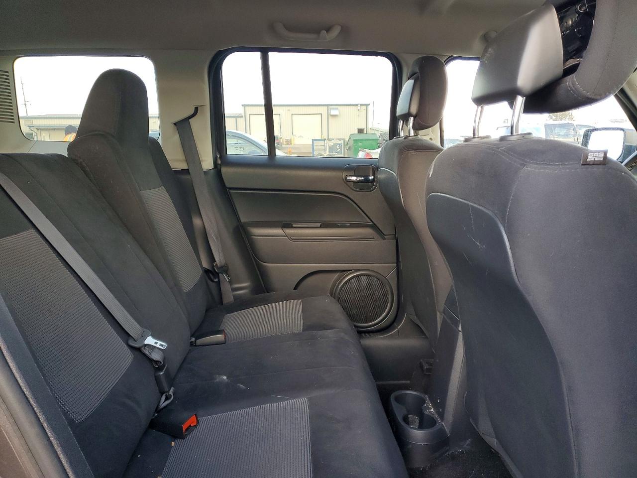 2015 Jeep Patriot Latitude Gray vin: 1C4NJRFB2FD154551