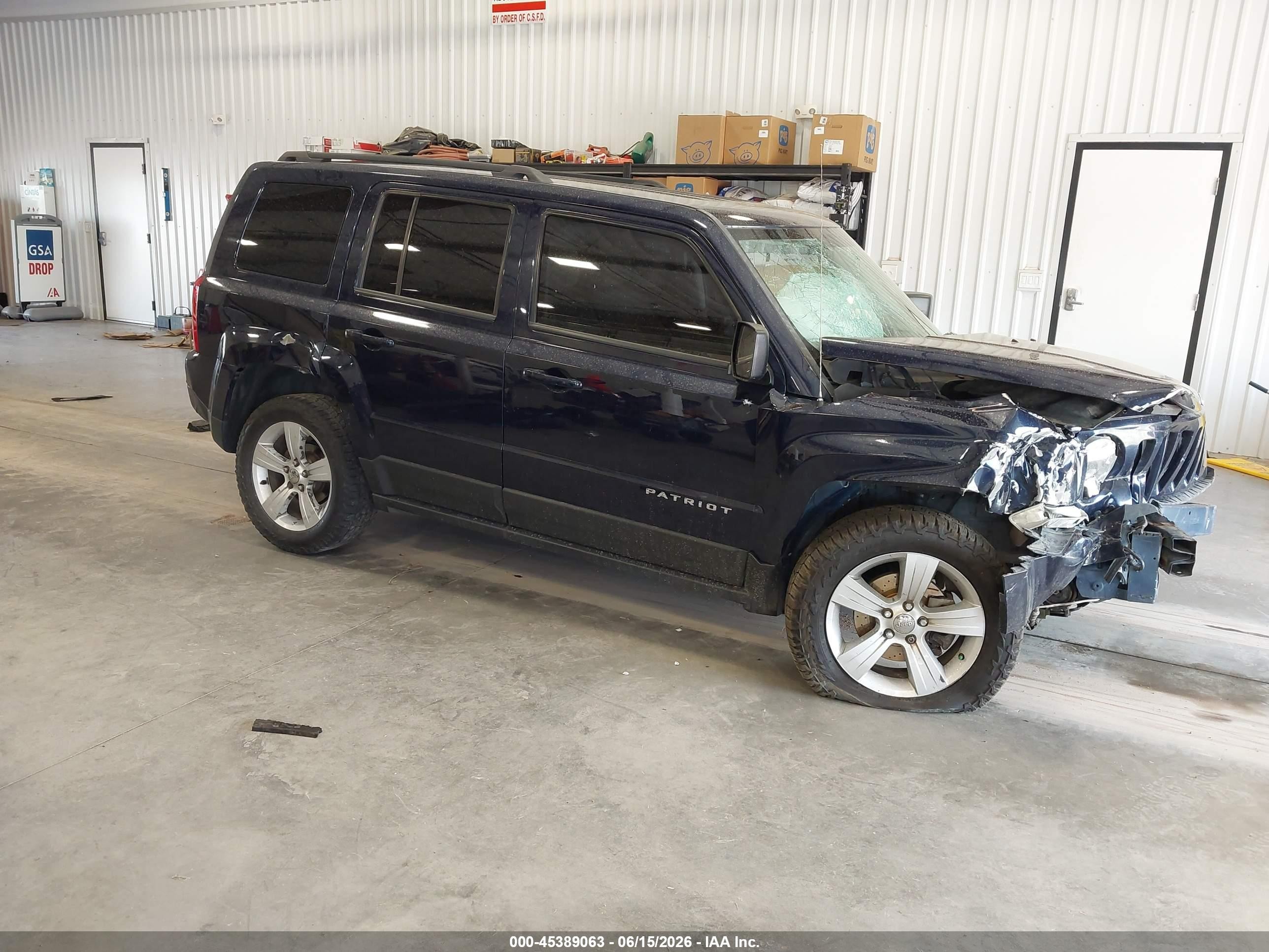 2015 Jeep Patriot Latitude Blue vin: 1C4NJRFB2FD154811