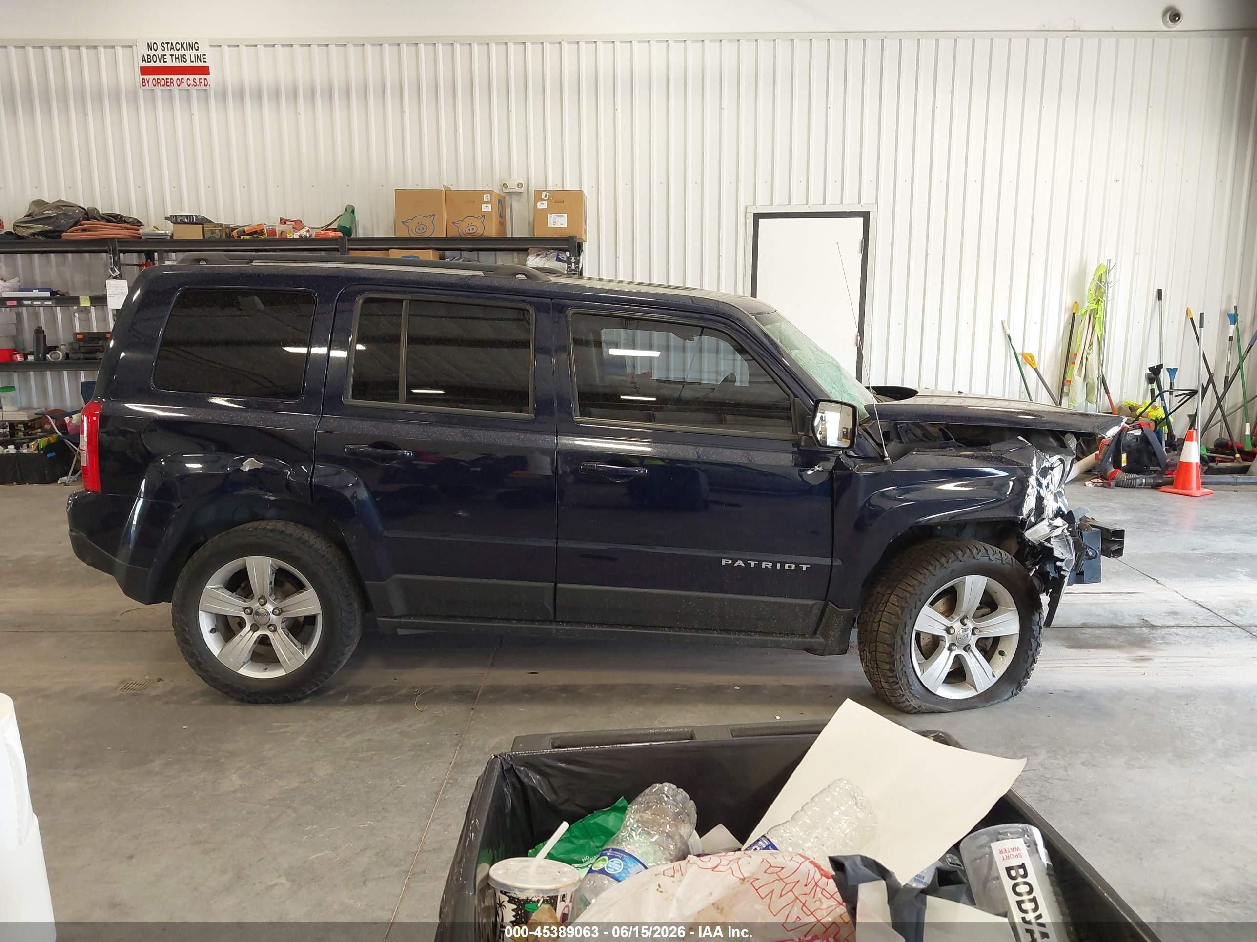 2015 Jeep Patriot Latitude Blue vin: 1C4NJRFB2FD154811