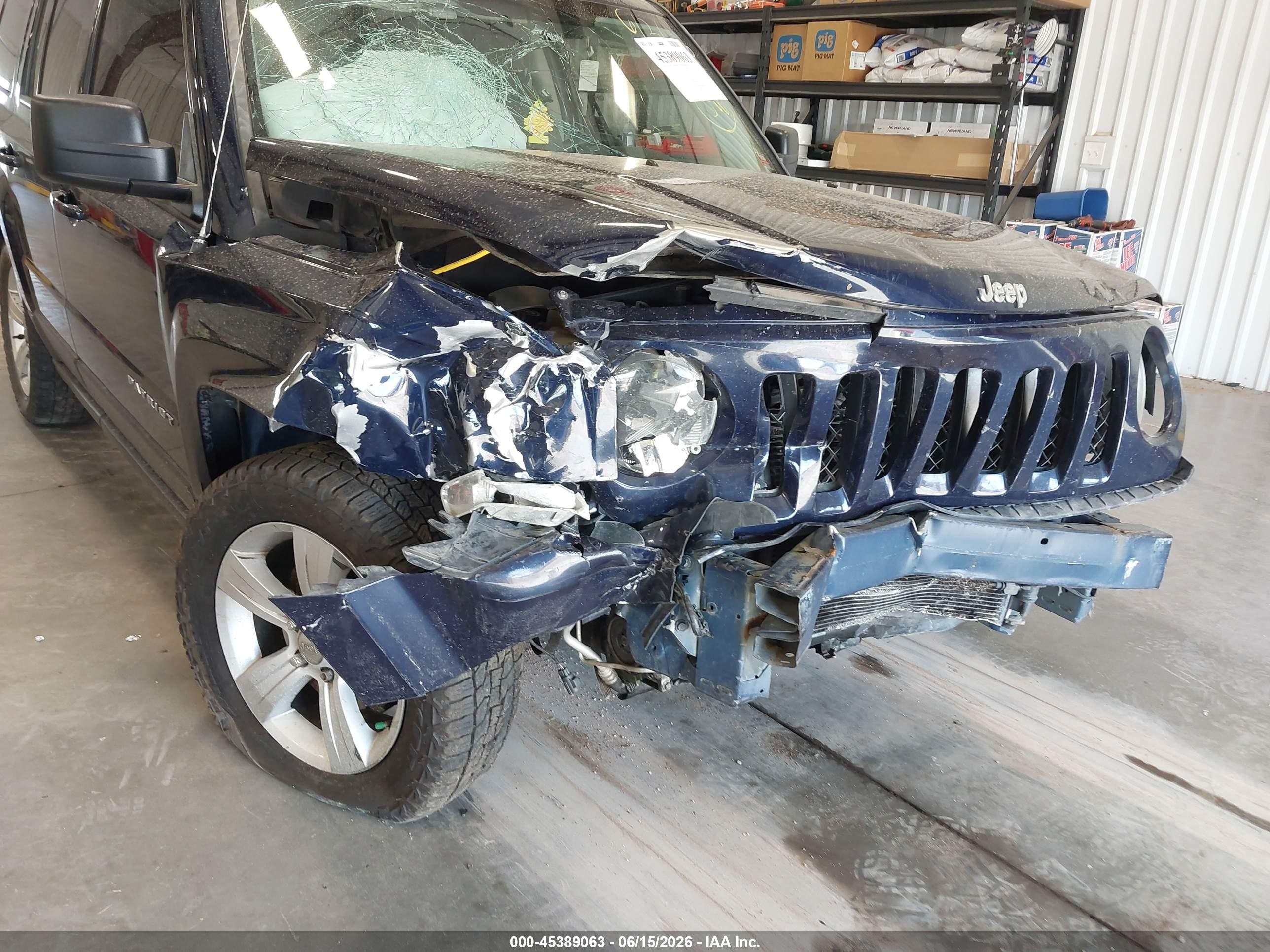 2015 Jeep Patriot Latitude Blue vin: 1C4NJRFB2FD154811
